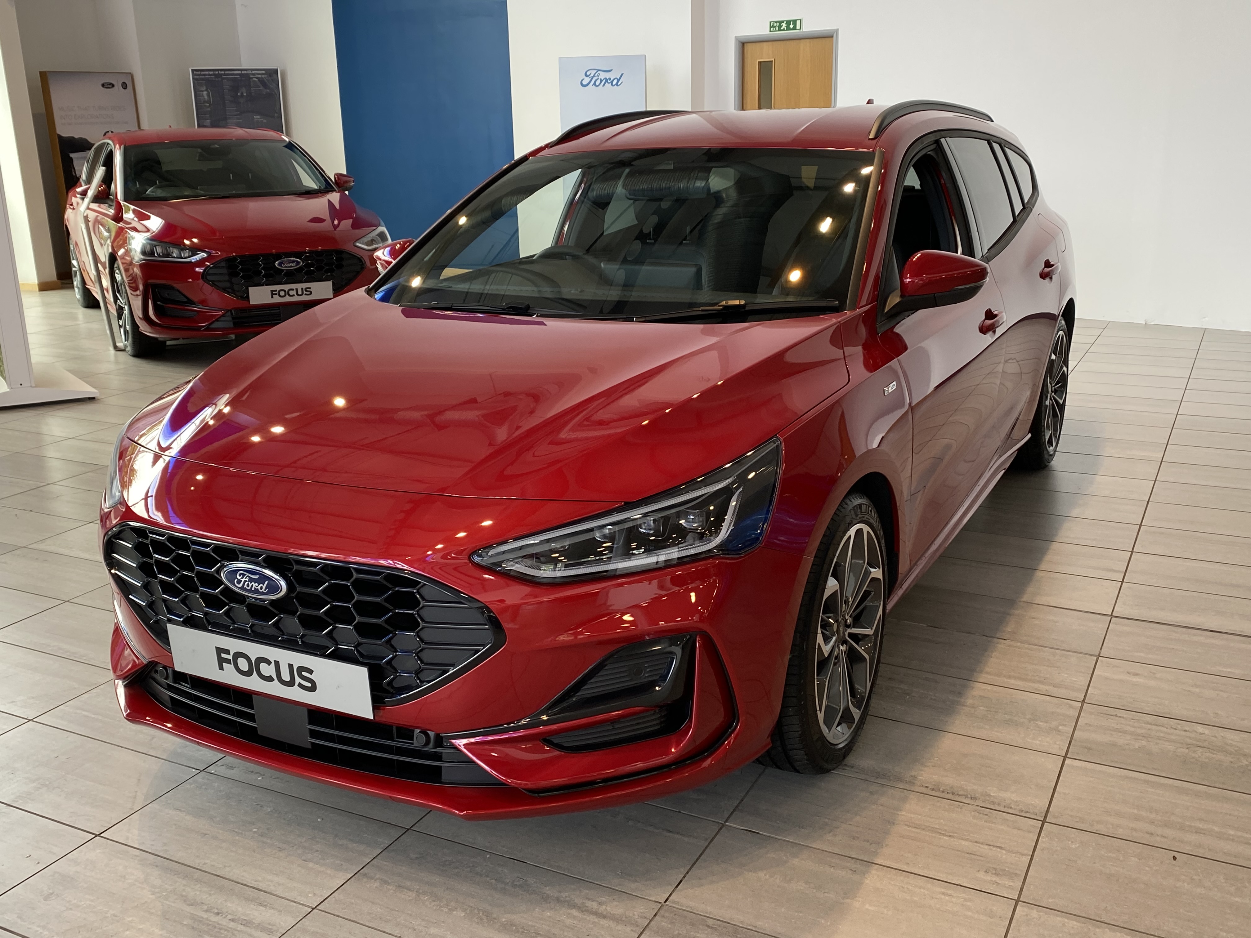 FORD FOCUS 1.0 ECOBOOST HYBRID MHEV 155 ST-LINE X 5DR AUTO