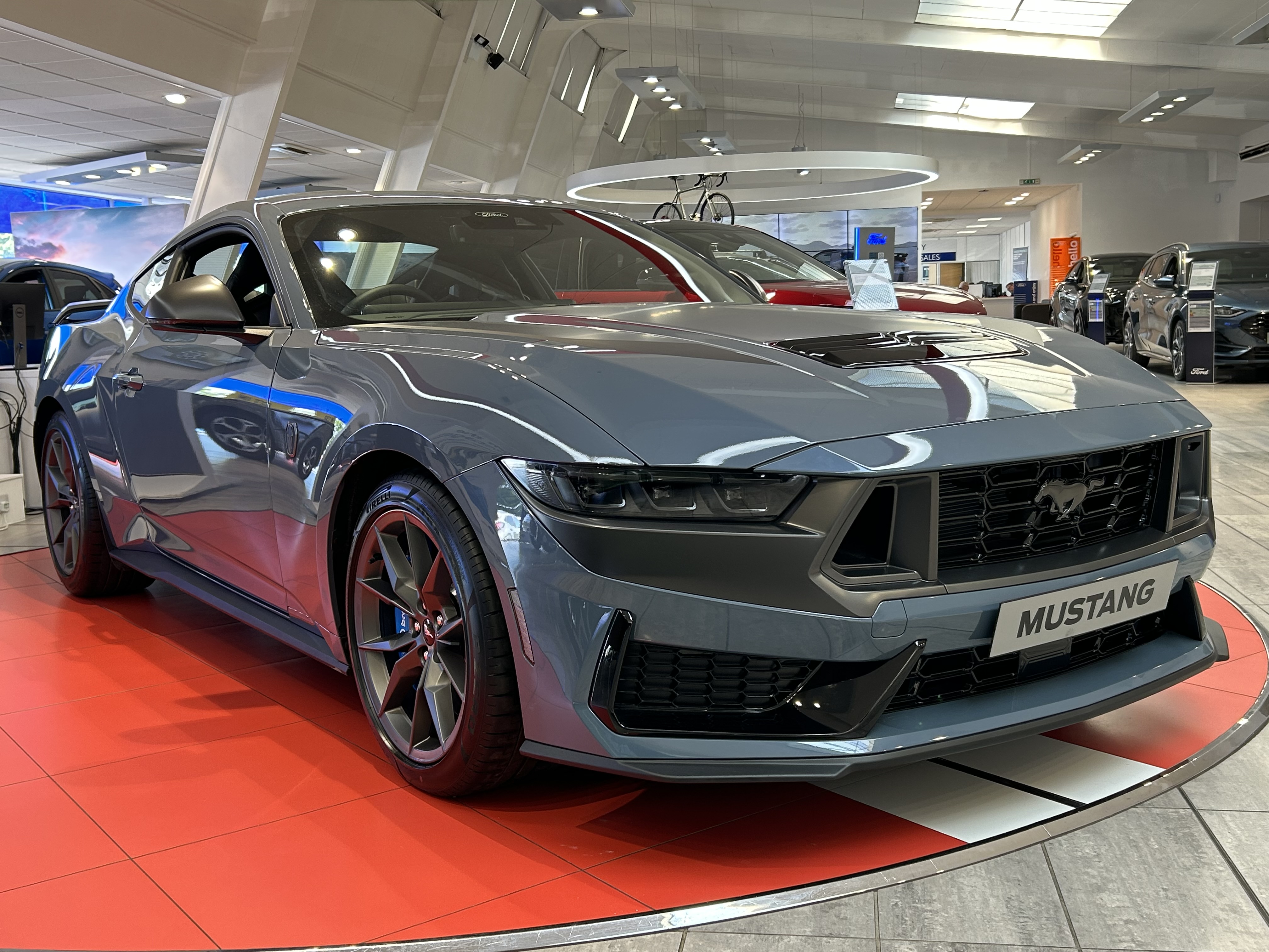 FORD MUSTANG 5.0 V8 DARK HORSE 2DR AUTO