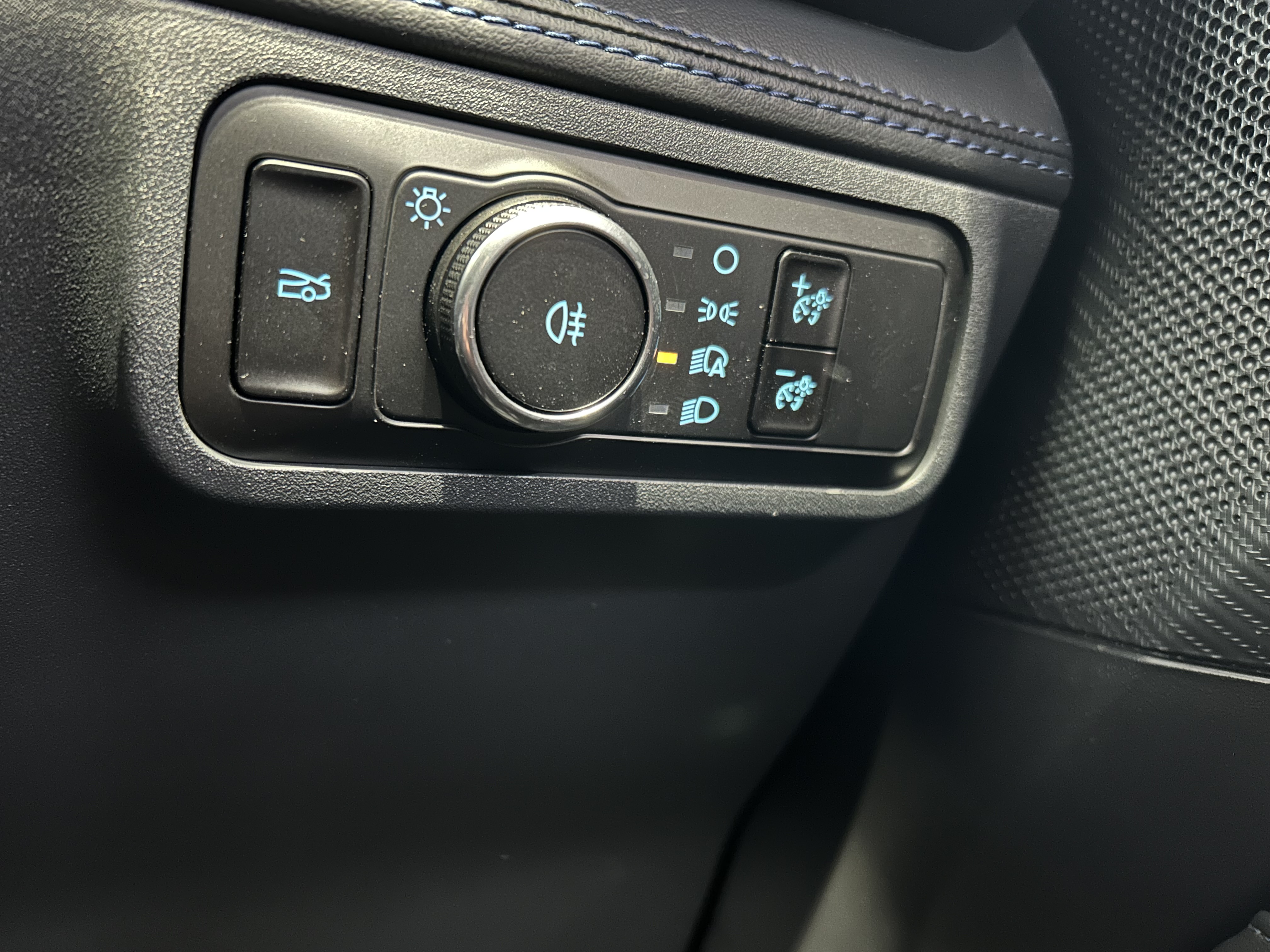 FORD MUSTANG 5.0 V8 DARK HORSE 2DR AUTO