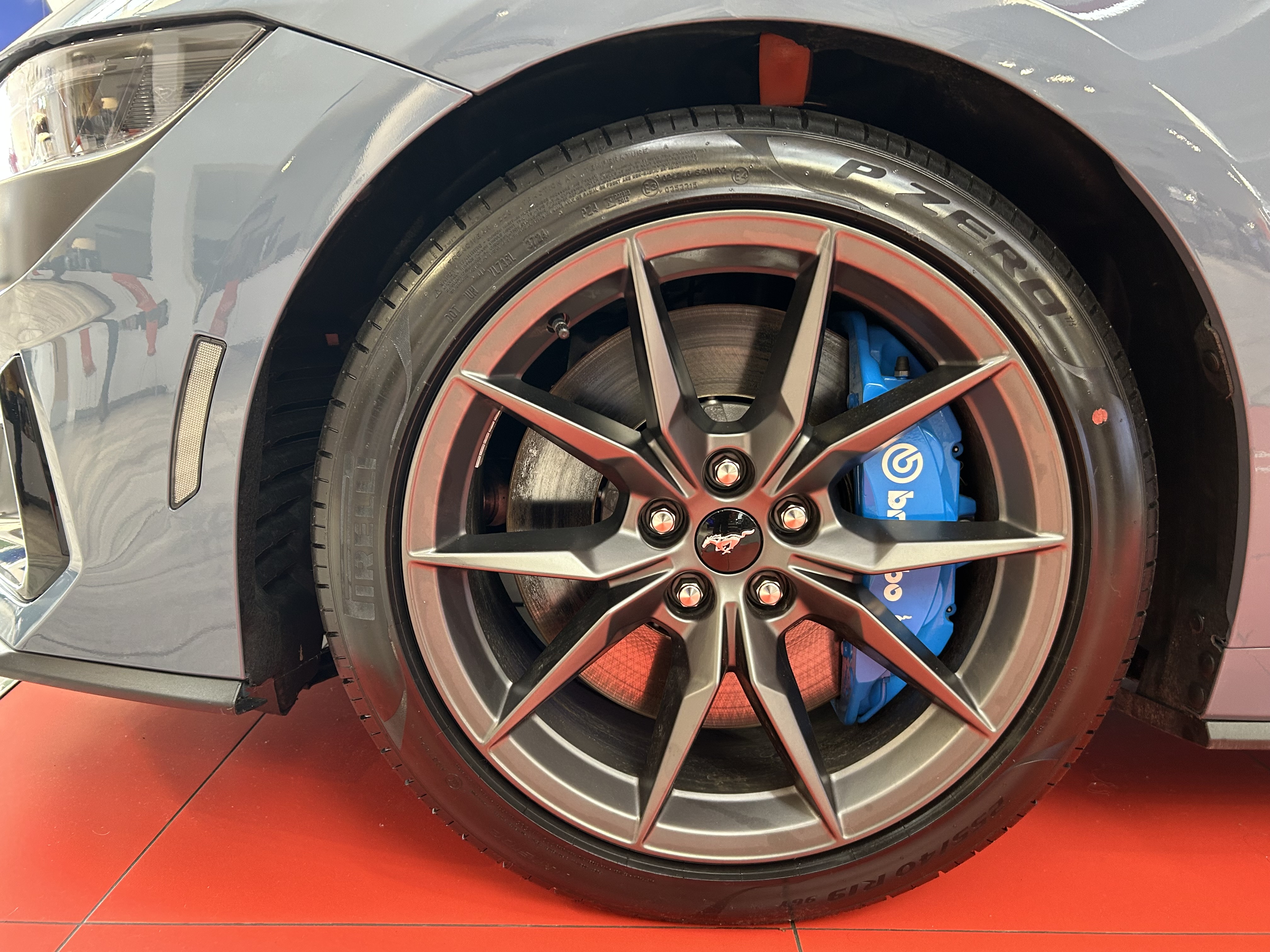 FORD MUSTANG 5.0 V8 DARK HORSE 2DR AUTO