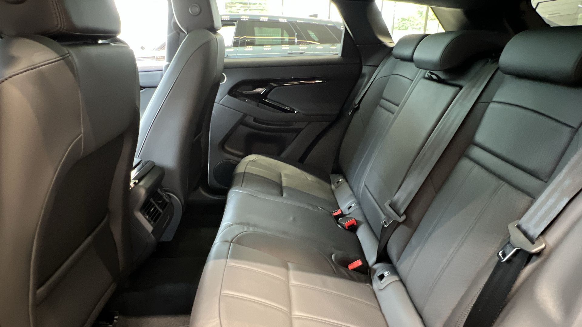 RANGE ROVER EVOQUE 2.0 D200 DYNAMIC SE 5DR AUTO HATCHBACK