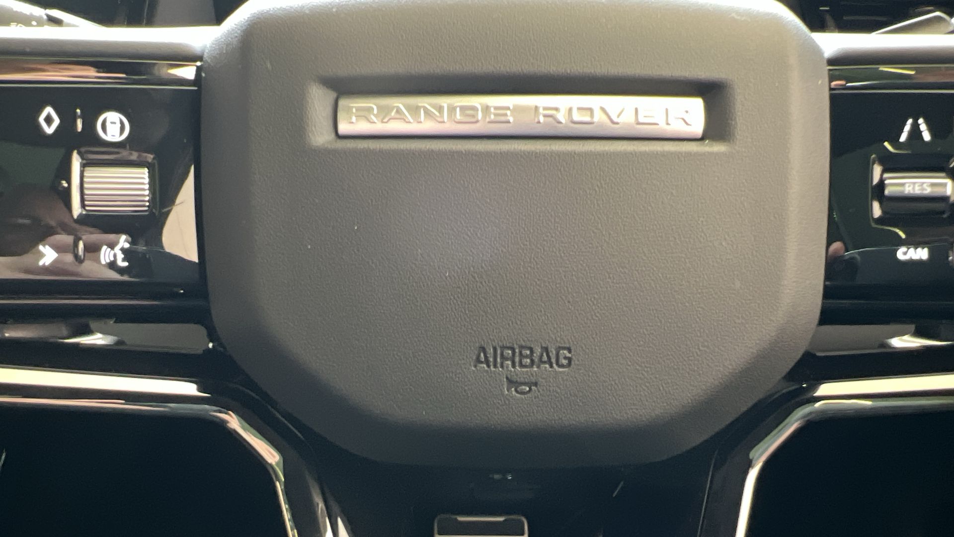 RANGE ROVER EVOQUE 2.0 D200 DYNAMIC SE 5DR AUTO HATCHBACK