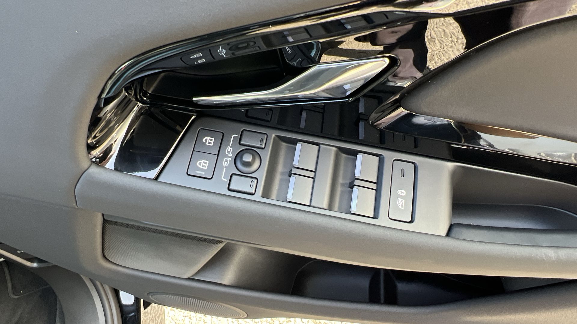 RANGE ROVER EVOQUE 2.0 D200 EDITION 5DR AUTO HATCHBACK