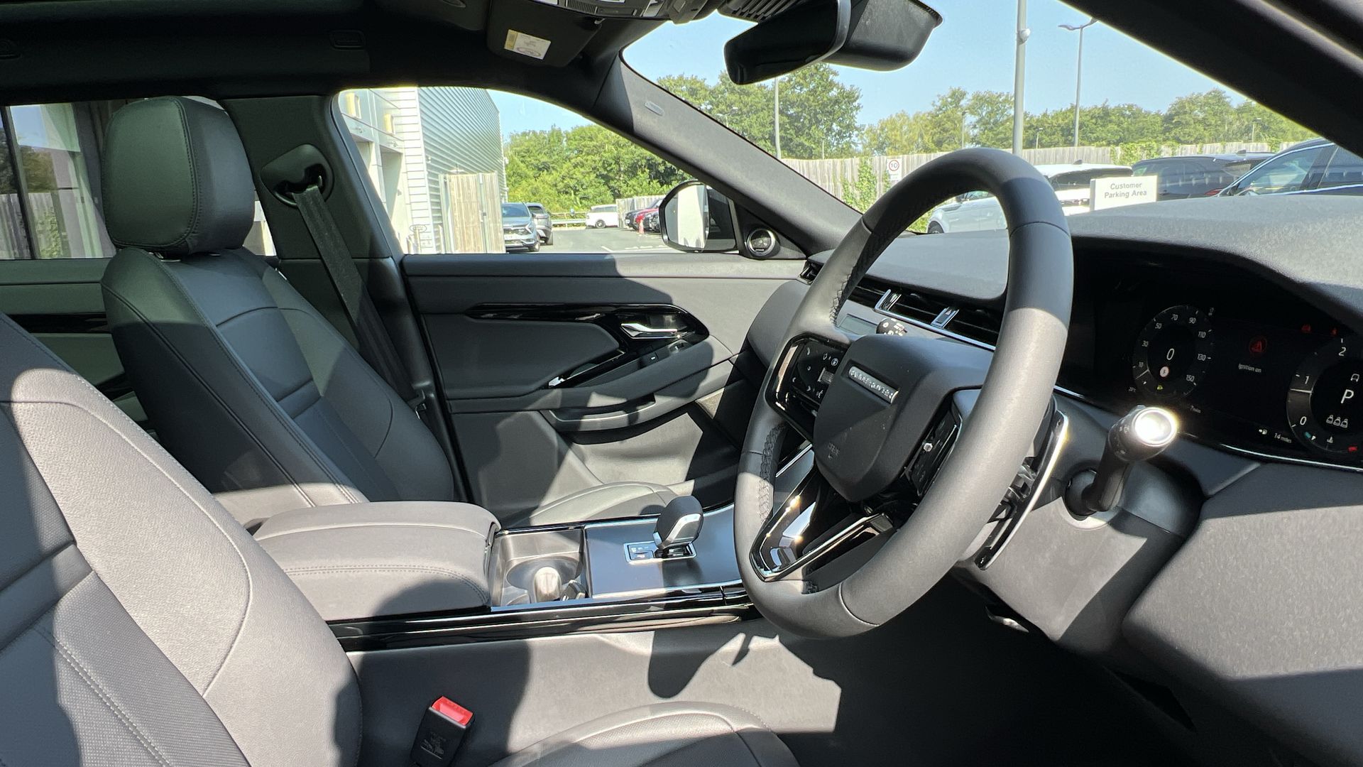 RANGE ROVER EVOQUE 2.0 D200 EDITION 5DR AUTO HATCHBACK