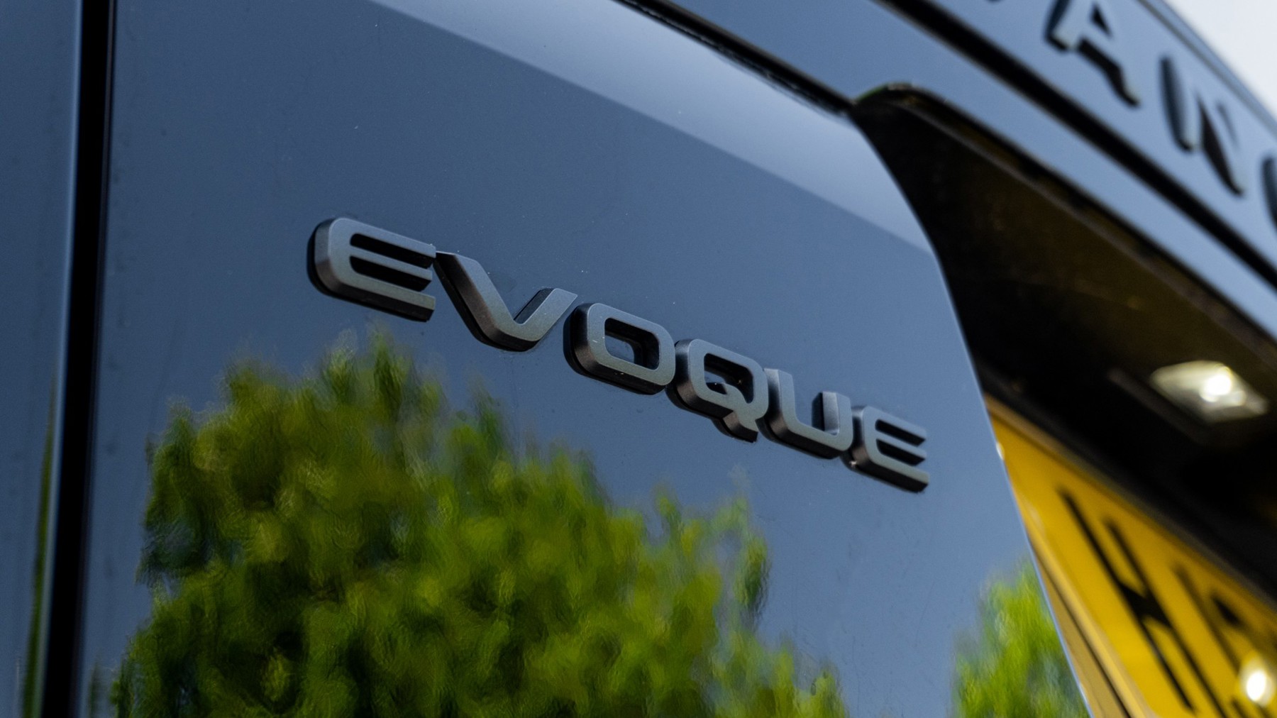 Land Rover RANGE ROVER EVOQUE, SUV, Santorini Black.