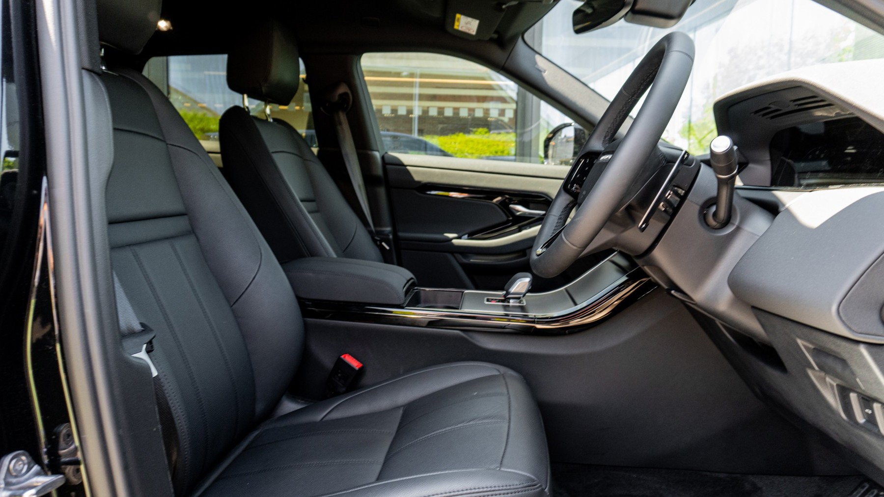 Land Rover RANGE ROVER EVOQUE, SUV, Santorini Black.