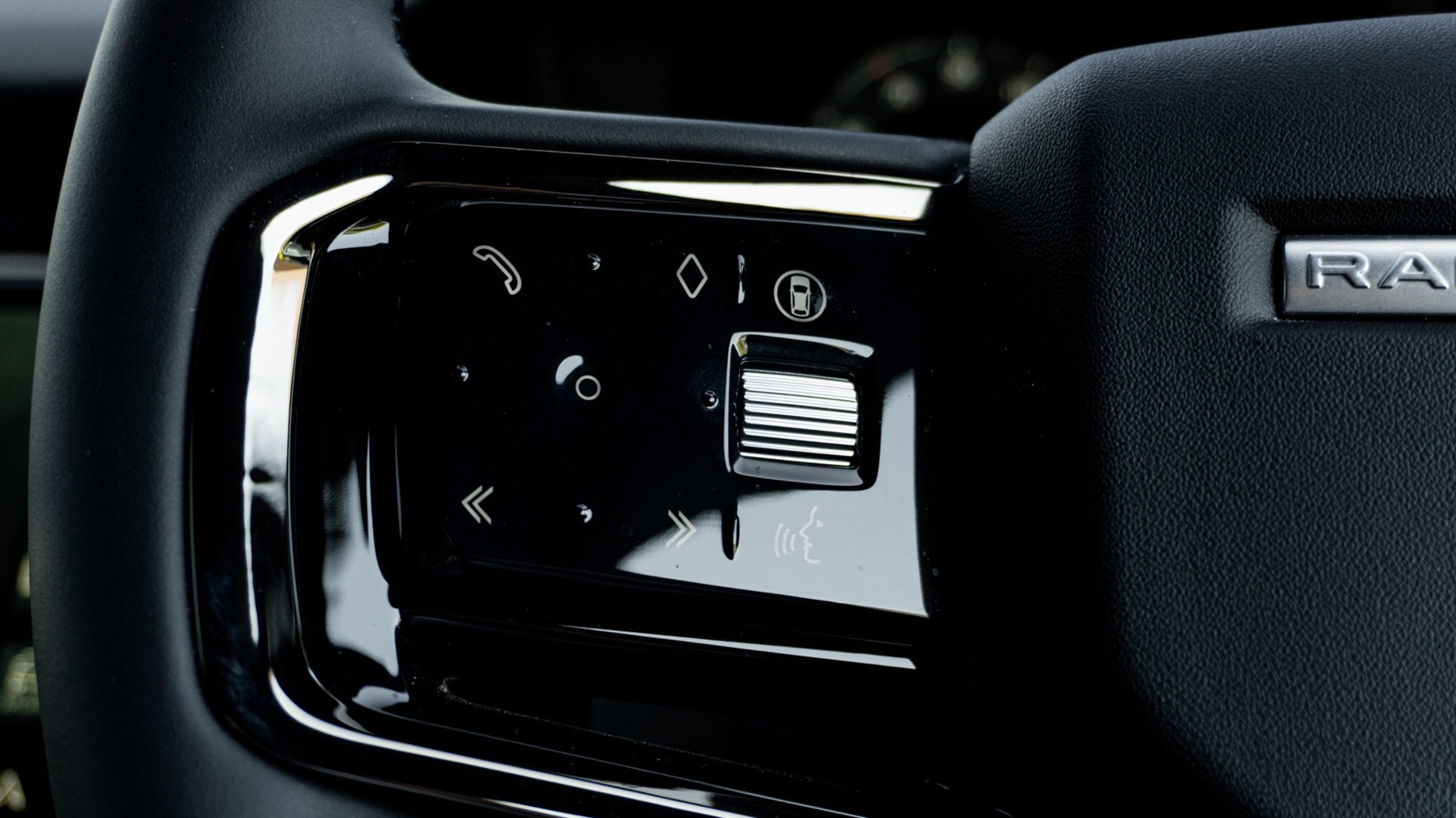 Land Rover RANGE ROVER EVOQUE, SUV, Santorini Black.