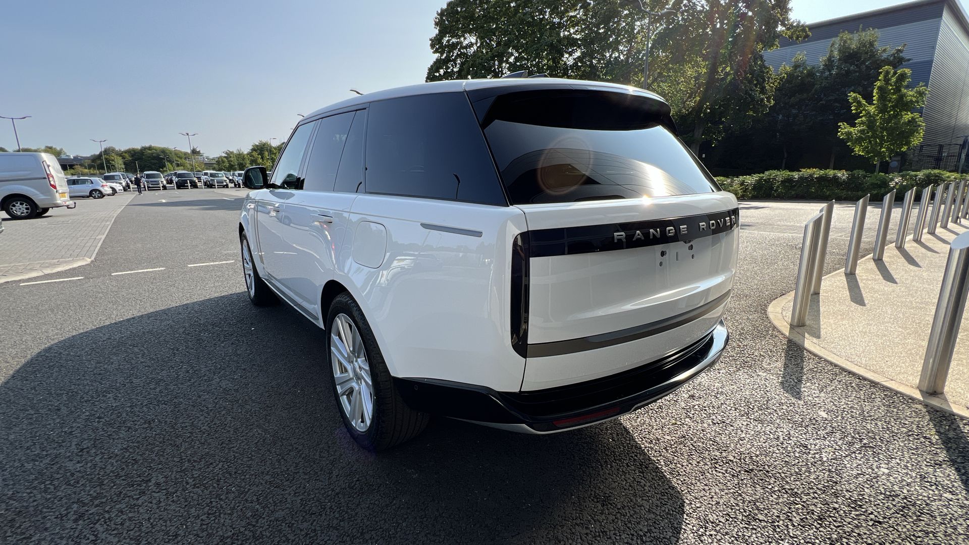 RANGE ROVER 3.0 P460E HSE 4DR AUTO ESTATE