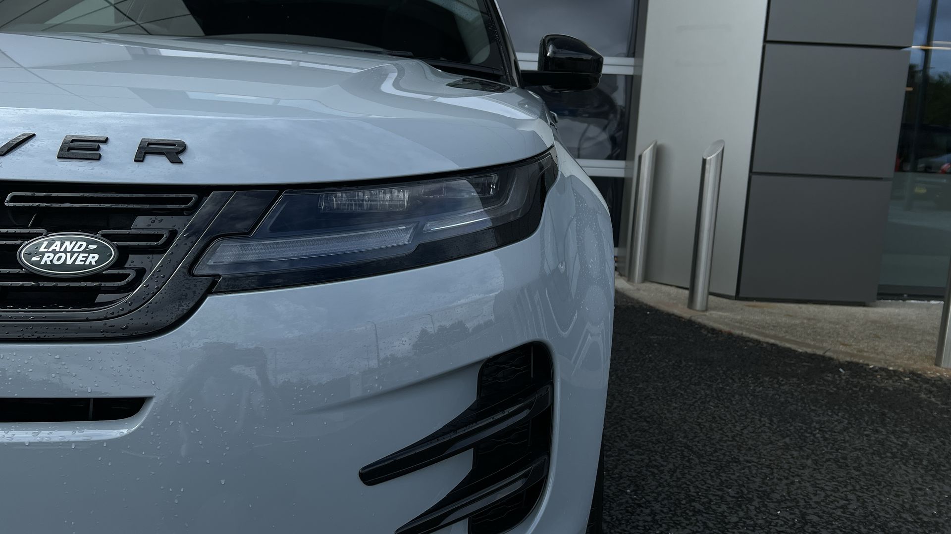 LAND ROVER RANGE ROVER EVOQUE 2.0 D200 DYNAMIC SE 5DR AUTO