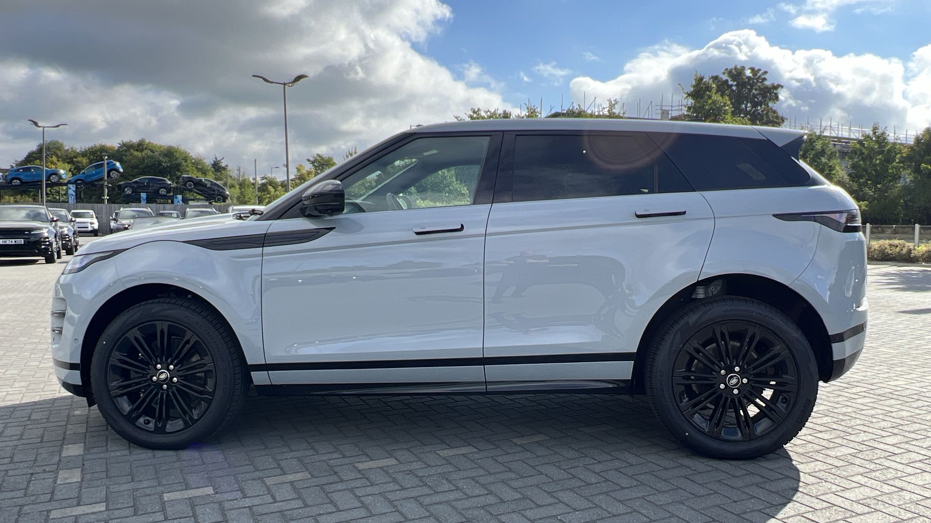 RANGE ROVER EVOQUE 2.0 D200 DYNAMIC SE 5DR AUTO HATCHBACK