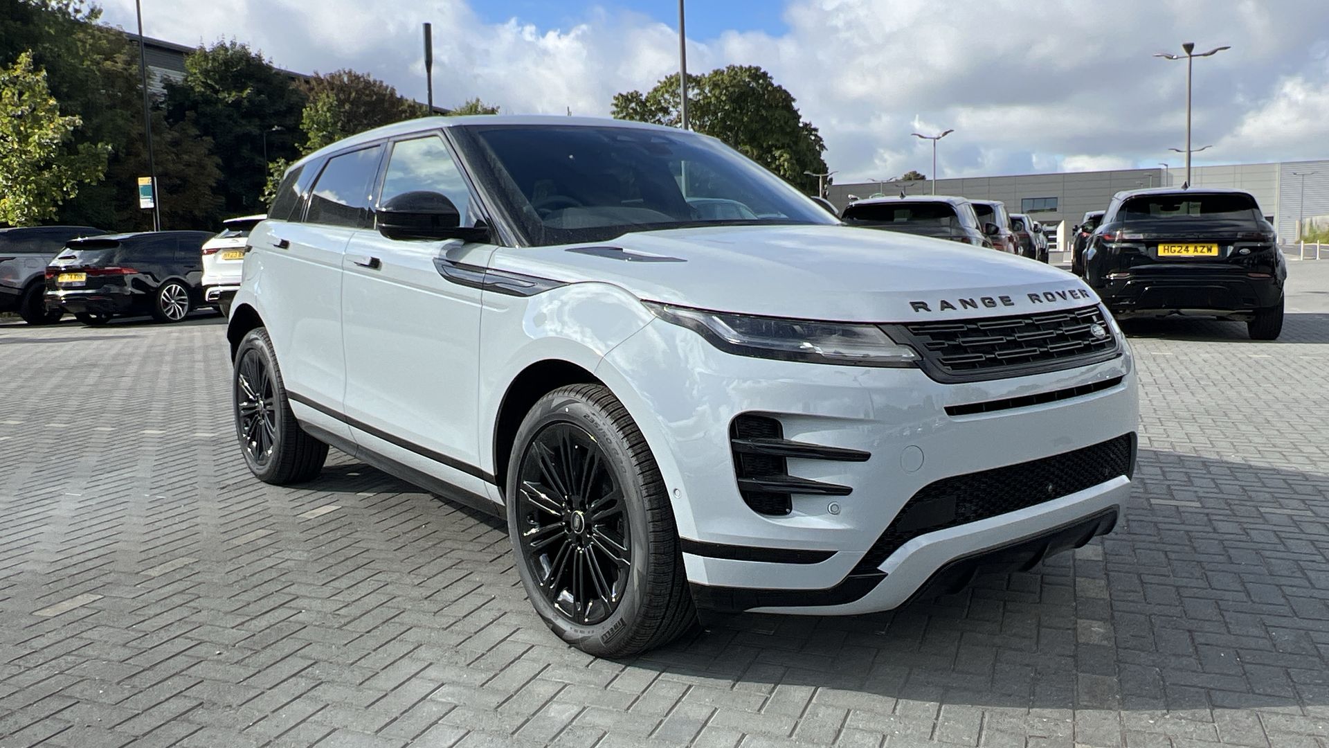 RANGE ROVER EVOQUE 2.0 D200 DYNAMIC SE 5DR AUTO HATCHBACK