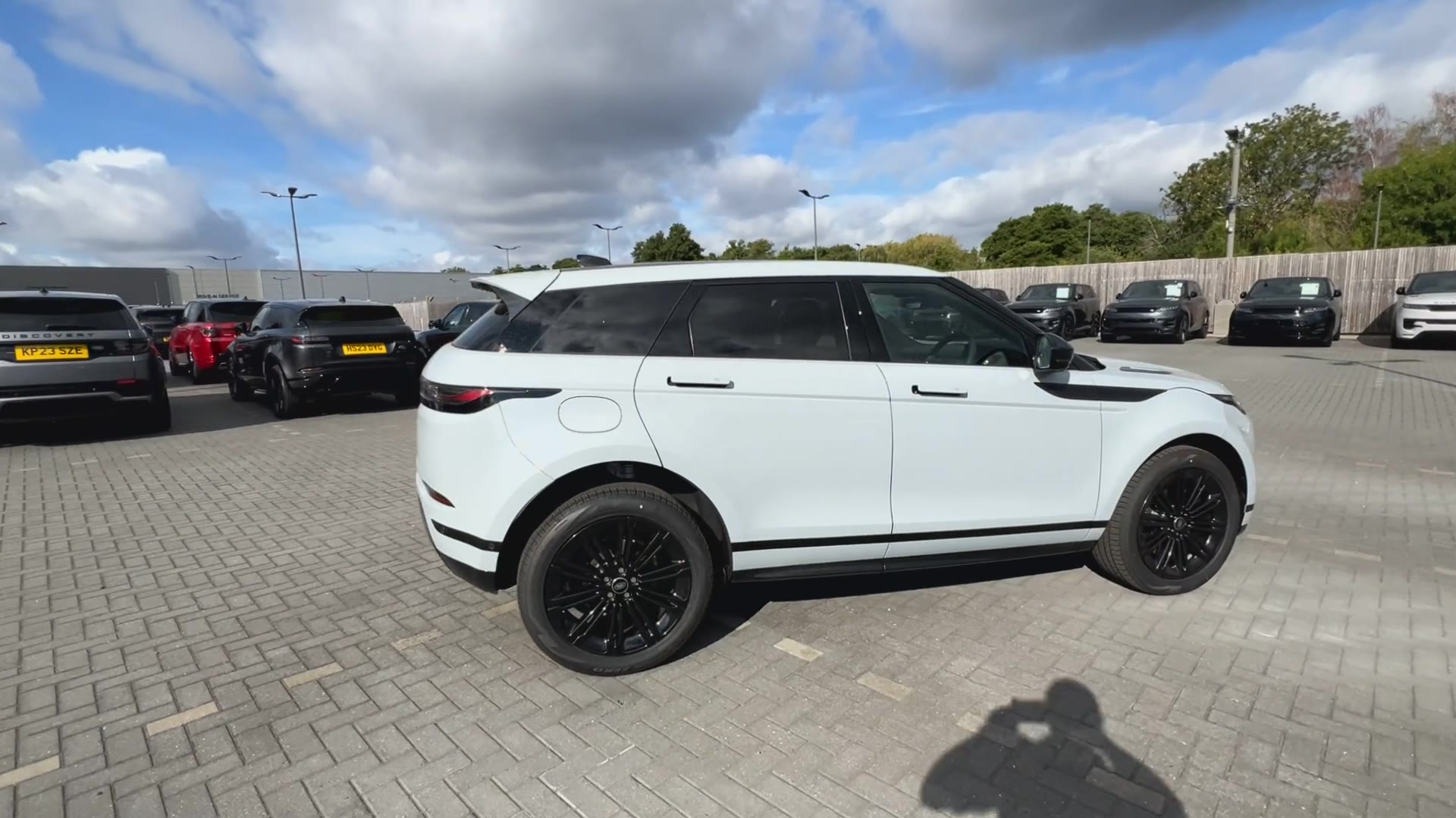 RANGE ROVER EVOQUE 2.0 D200 DYNAMIC SE 5DR AUTO HATCHBACK