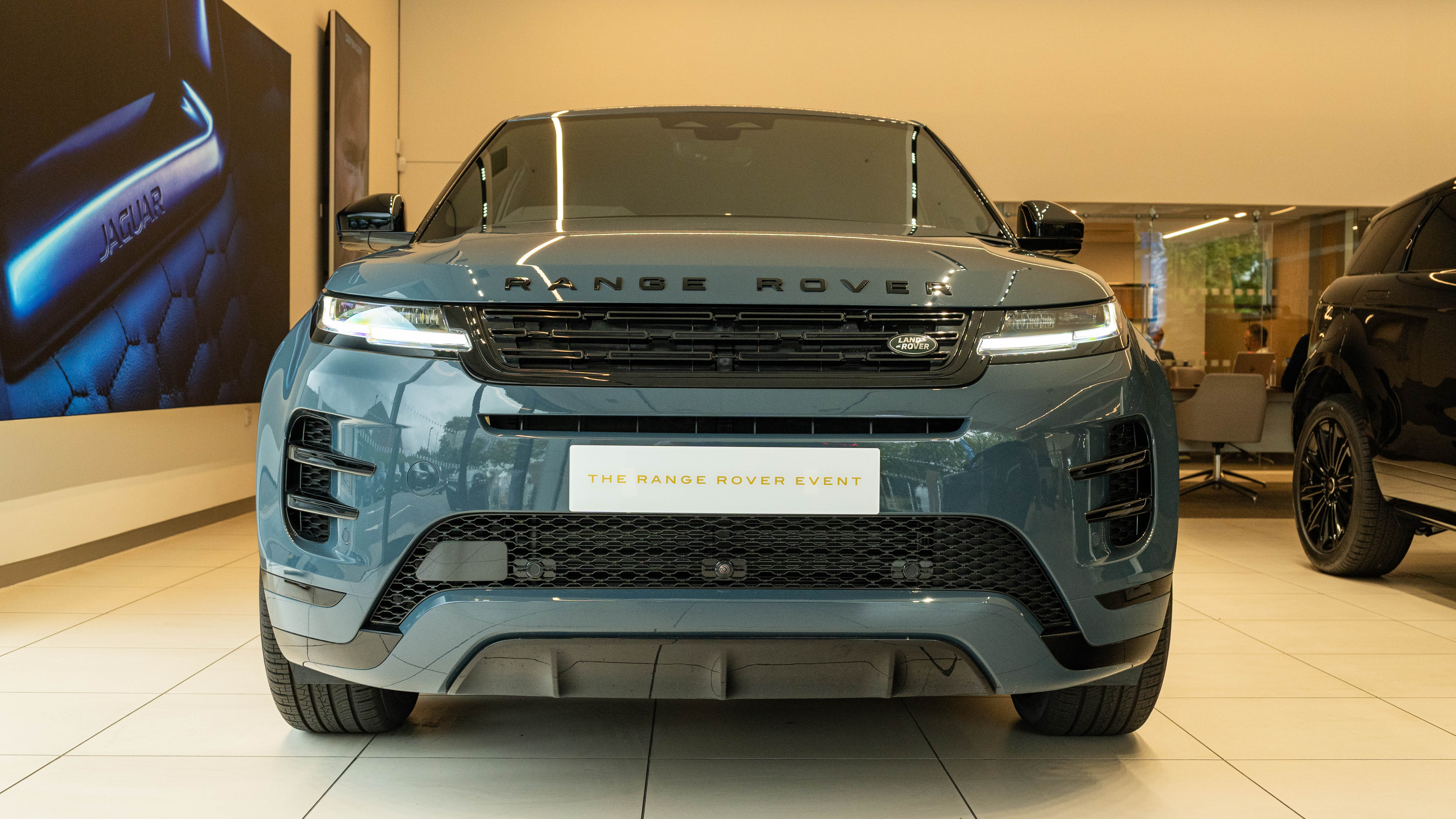 RANGE ROVER EVOQUE 2.0 D200 DYNAMIC SE 5DR AUTO HATCHBACK