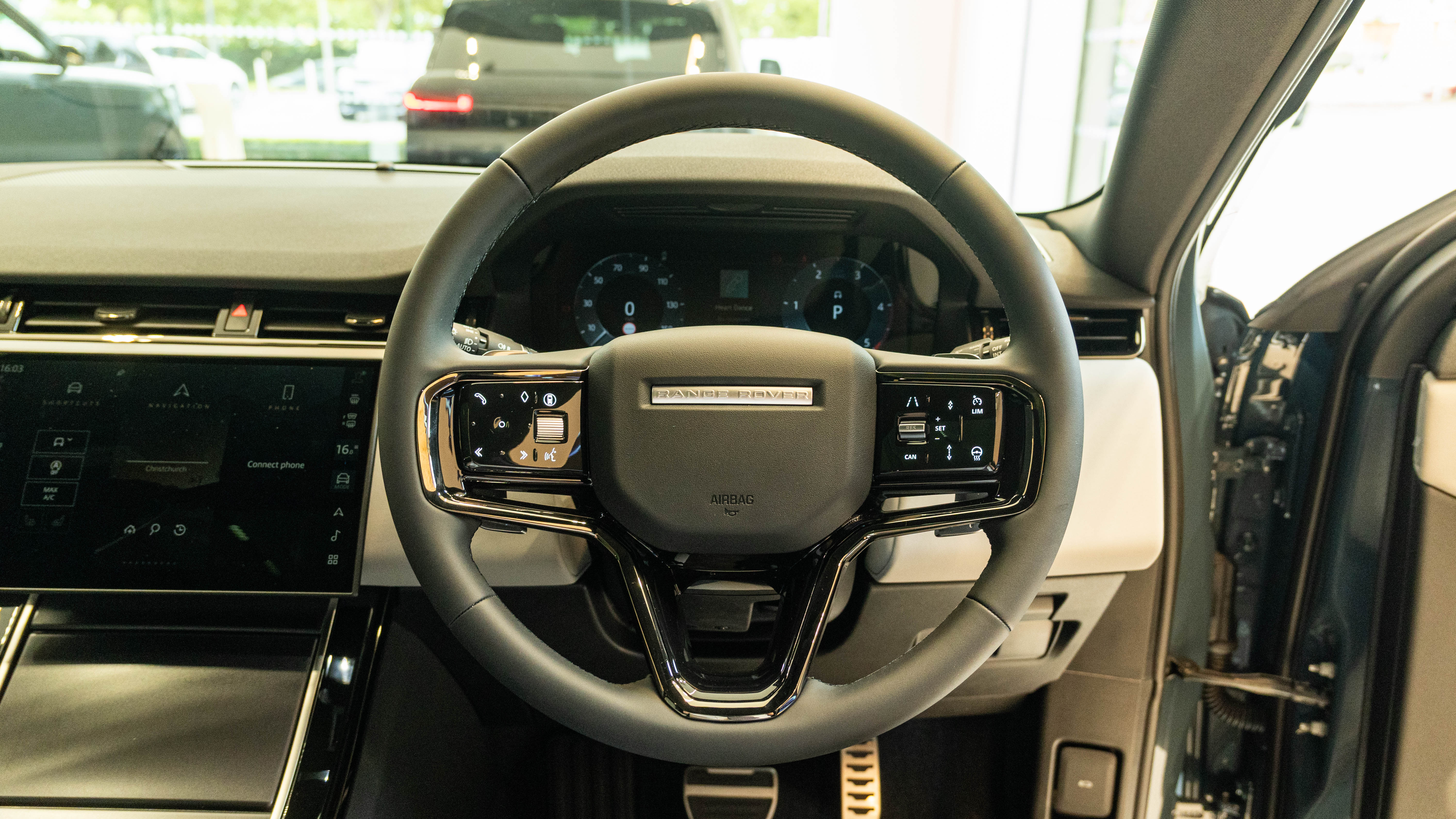RANGE ROVER EVOQUE 2.0 D200 DYNAMIC SE 5DR AUTO HATCHBACK