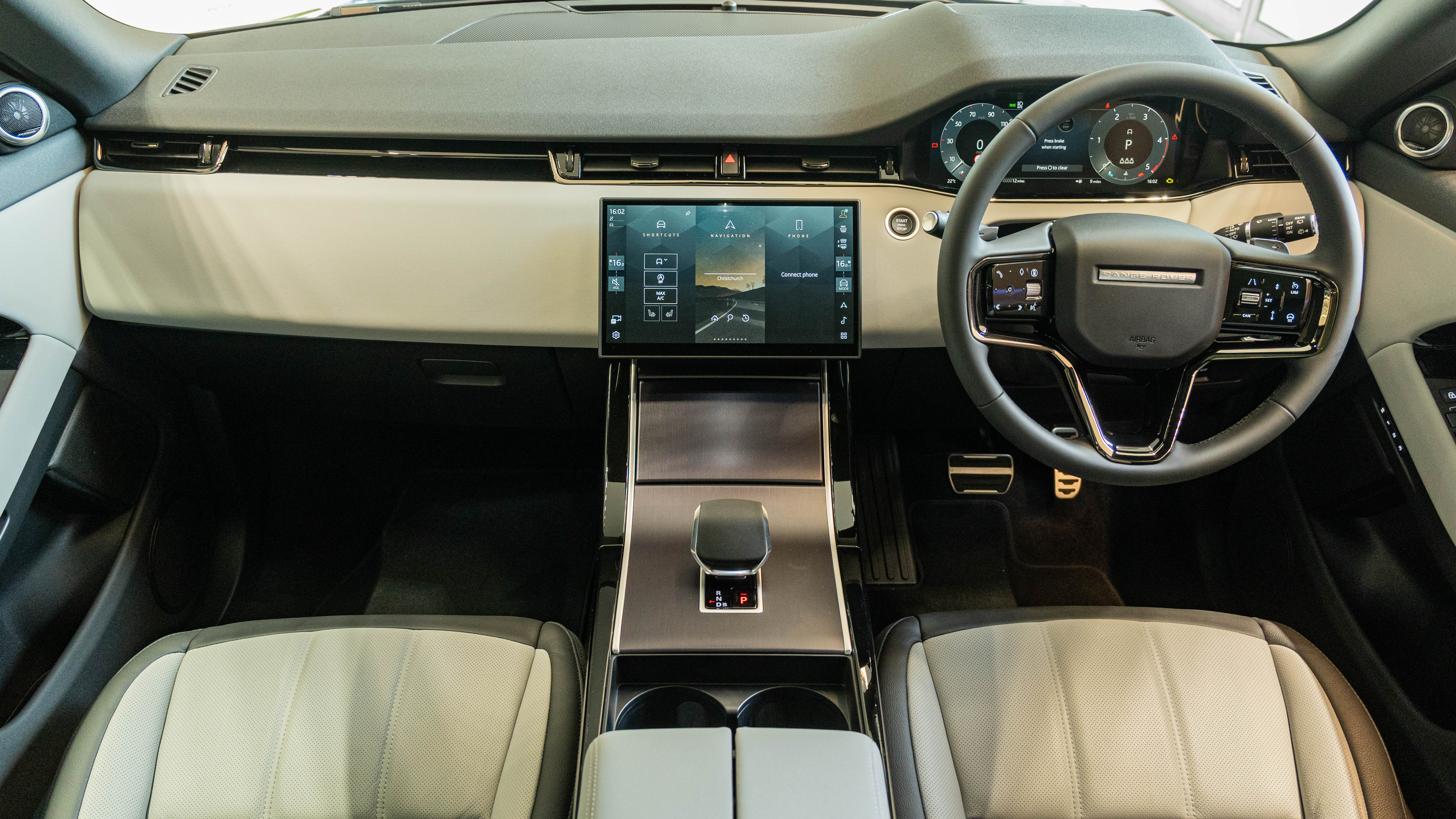 RANGE ROVER EVOQUE 2.0 D200 DYNAMIC SE 5DR AUTO HATCHBACK