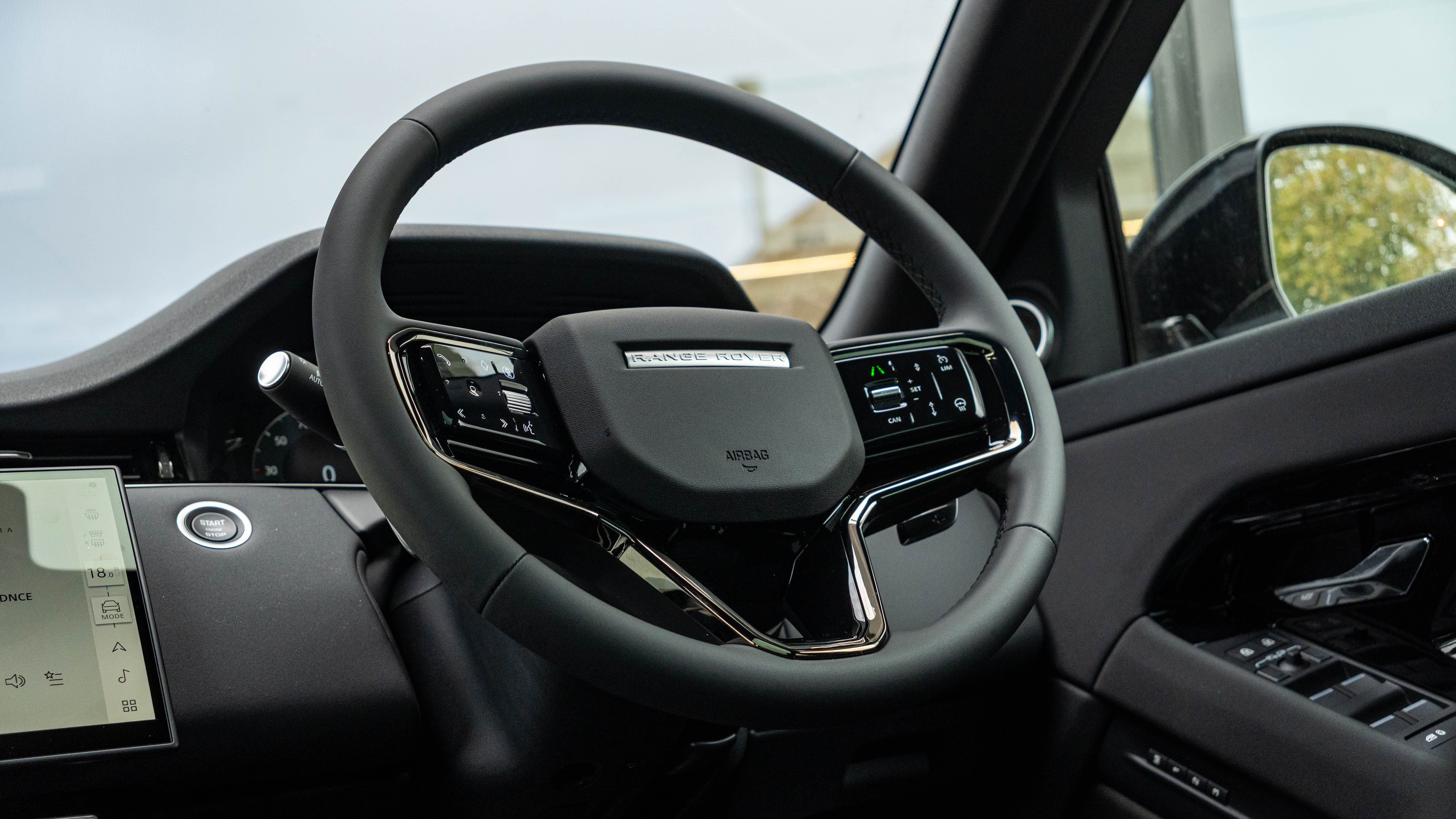 RANGE ROVER EVOQUE 2.0 D200 DYNAMIC SE 5DR AUTO HATCHBACK