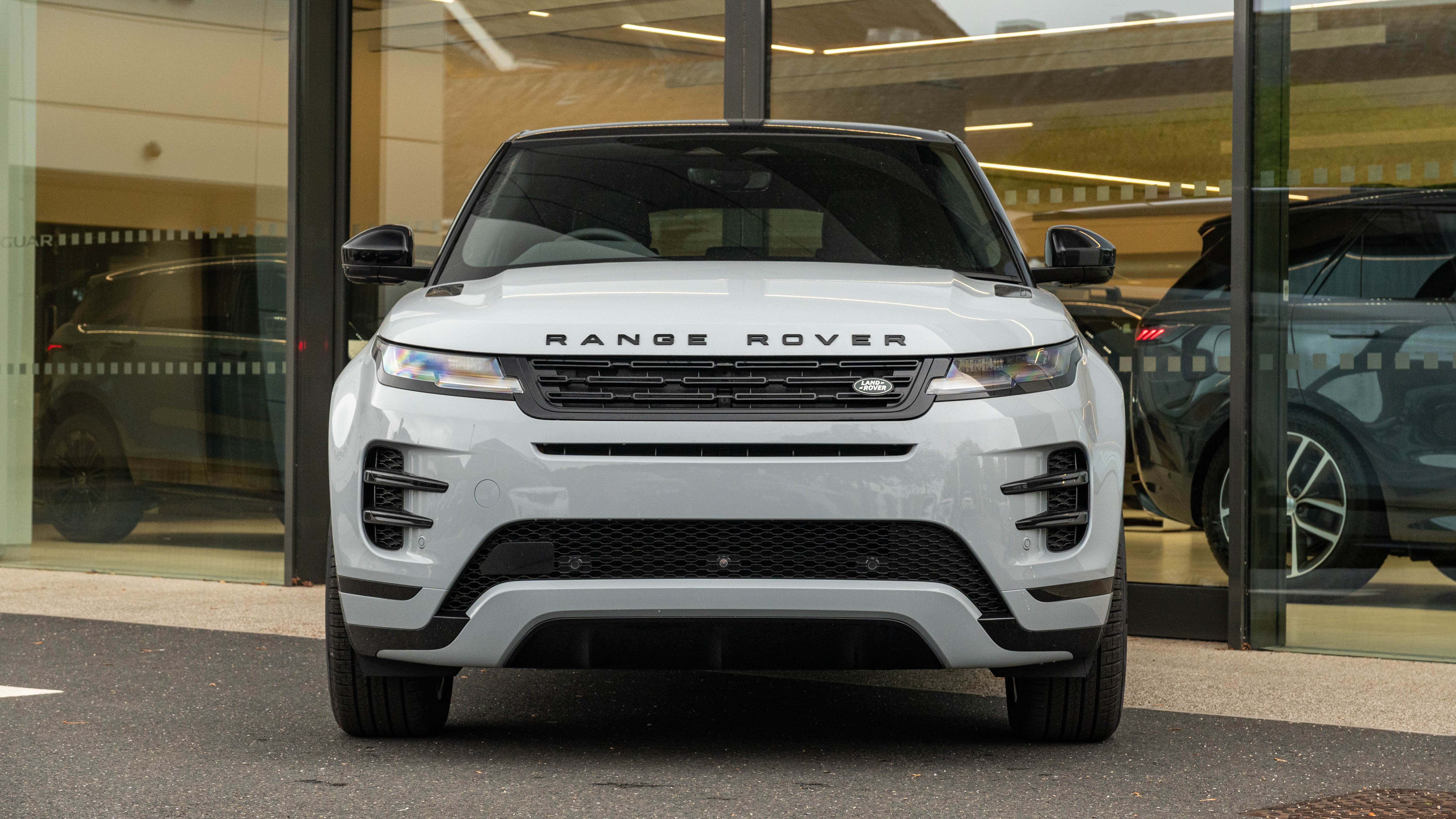 RANGE ROVER EVOQUE 2.0 D200 DYNAMIC SE 5DR AUTO HATCHBACK