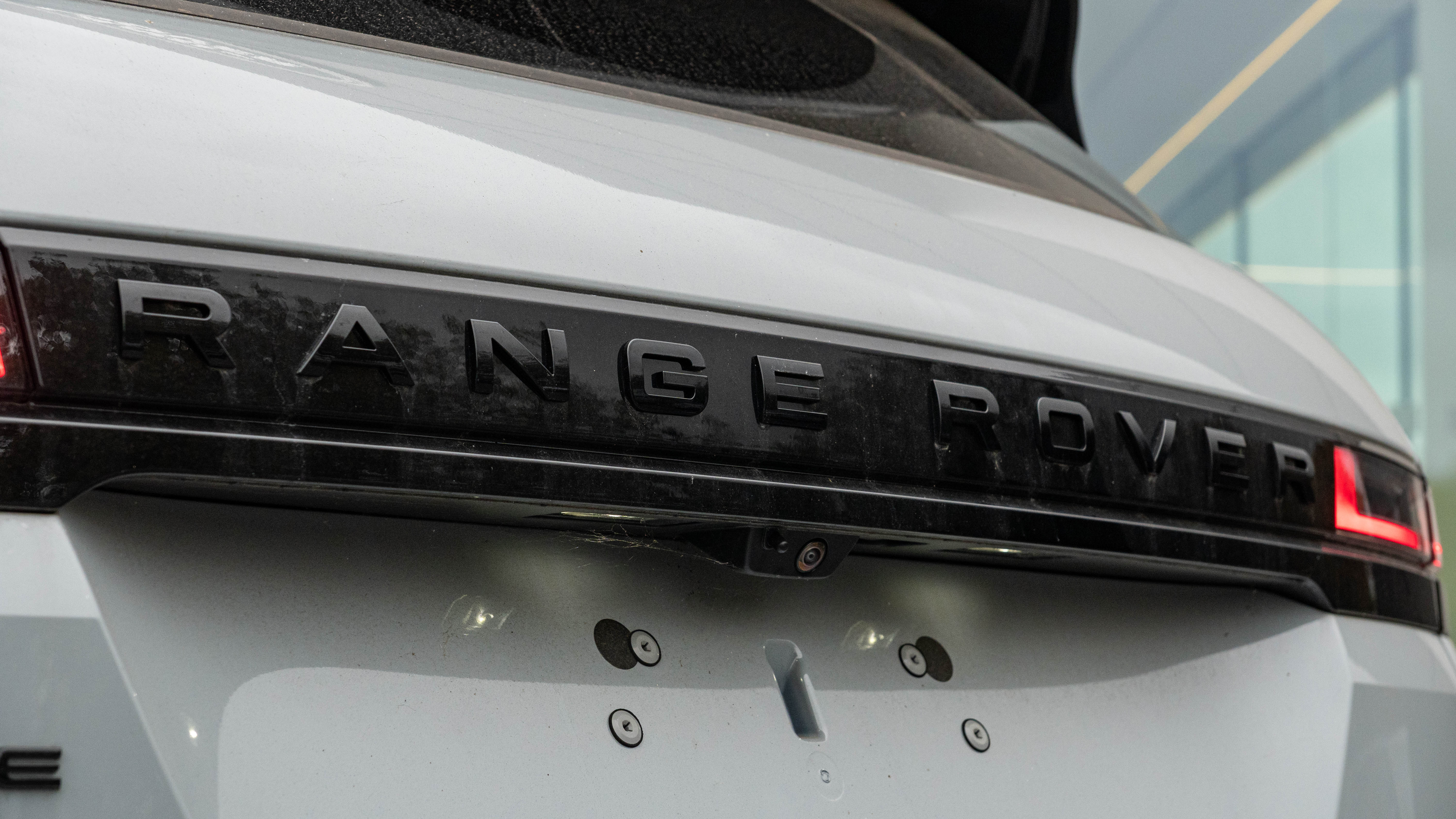 RANGE ROVER EVOQUE 2.0 D200 DYNAMIC SE 5DR AUTO HATCHBACK