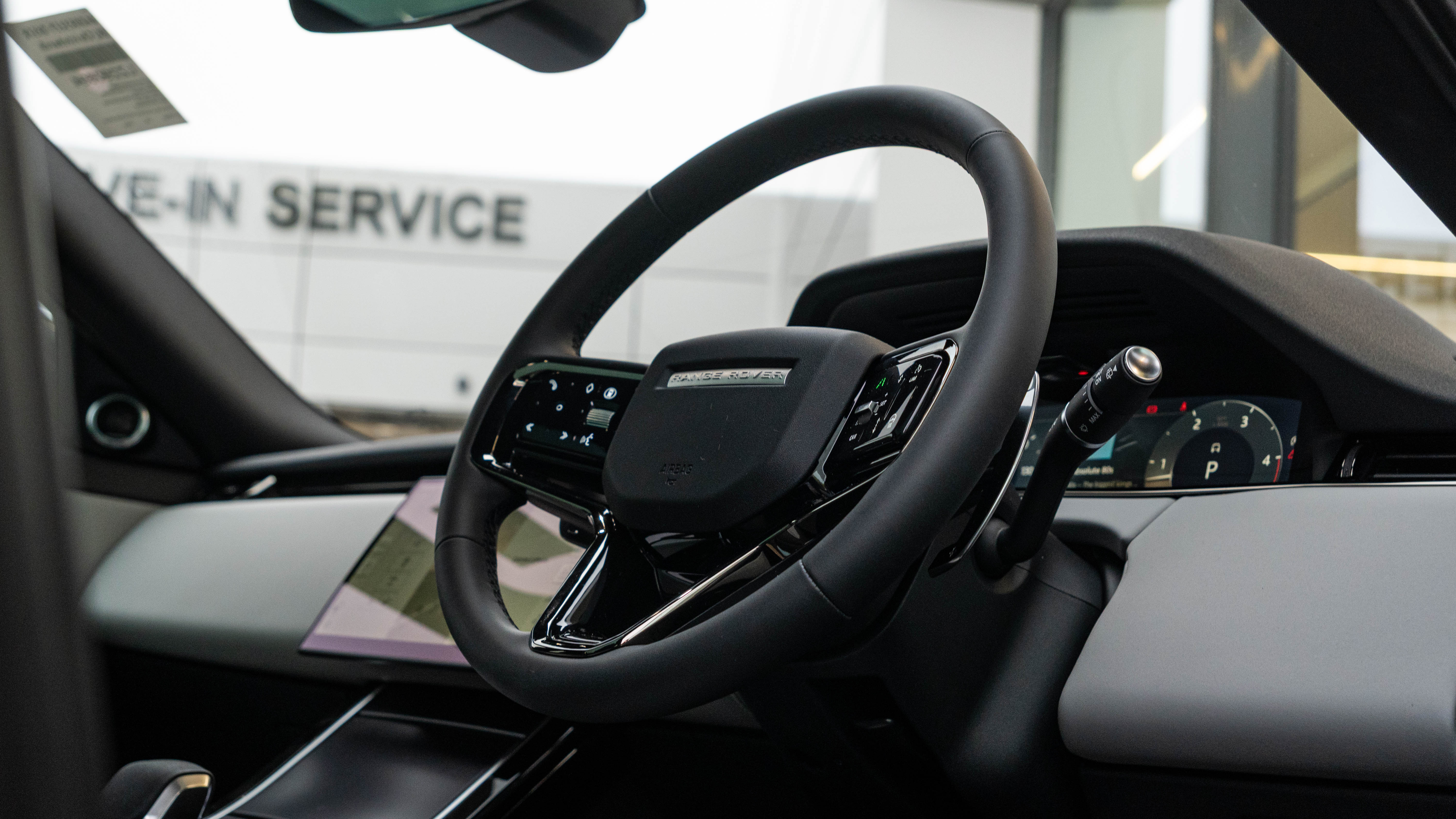 RANGE ROVER EVOQUE 2.0 D200 DYNAMIC SE 5DR AUTO HATCHBACK