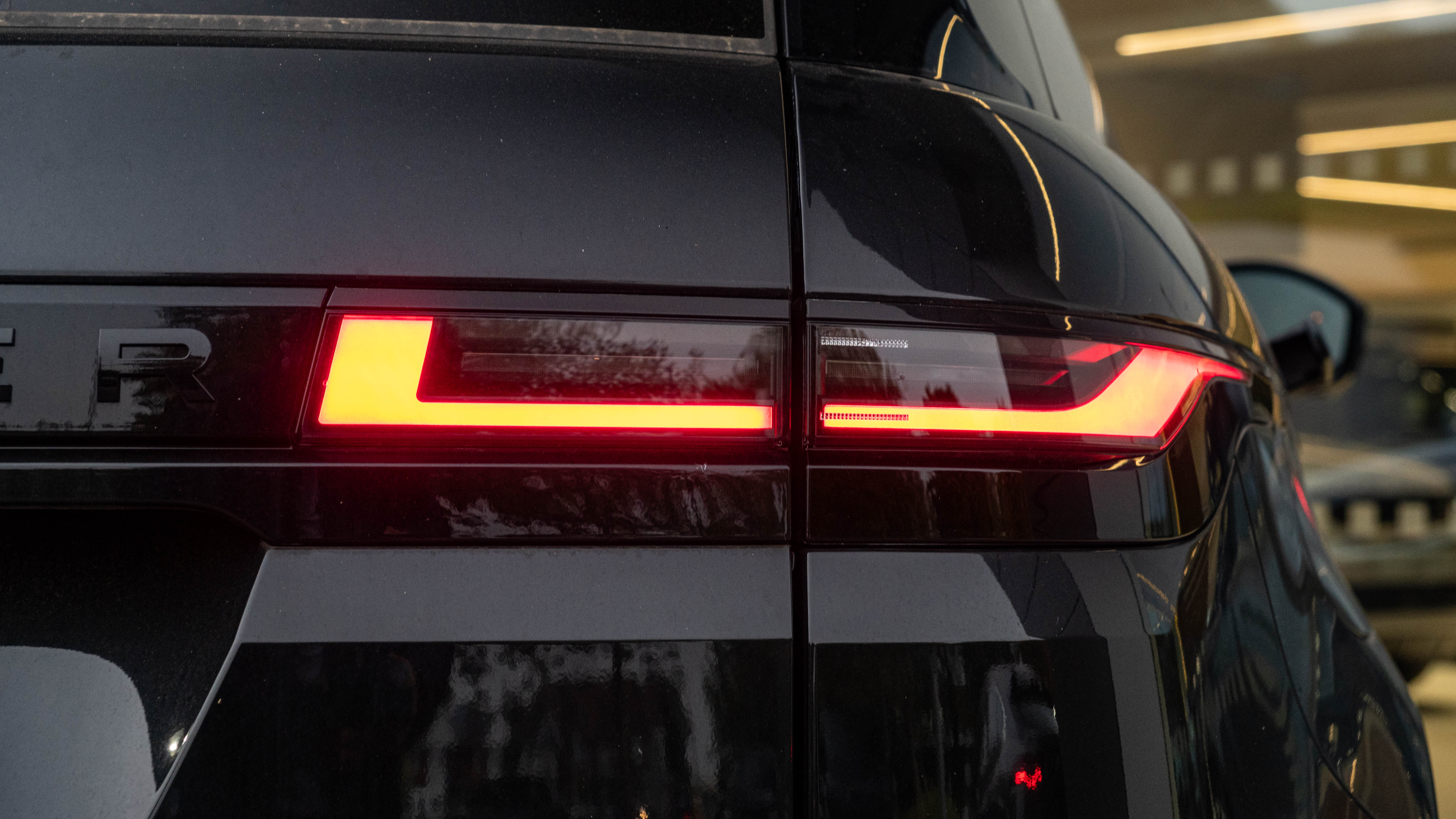 RANGE ROVER EVOQUE 2.0 D200 DYNAMIC SE 5DR AUTO HATCHBACK