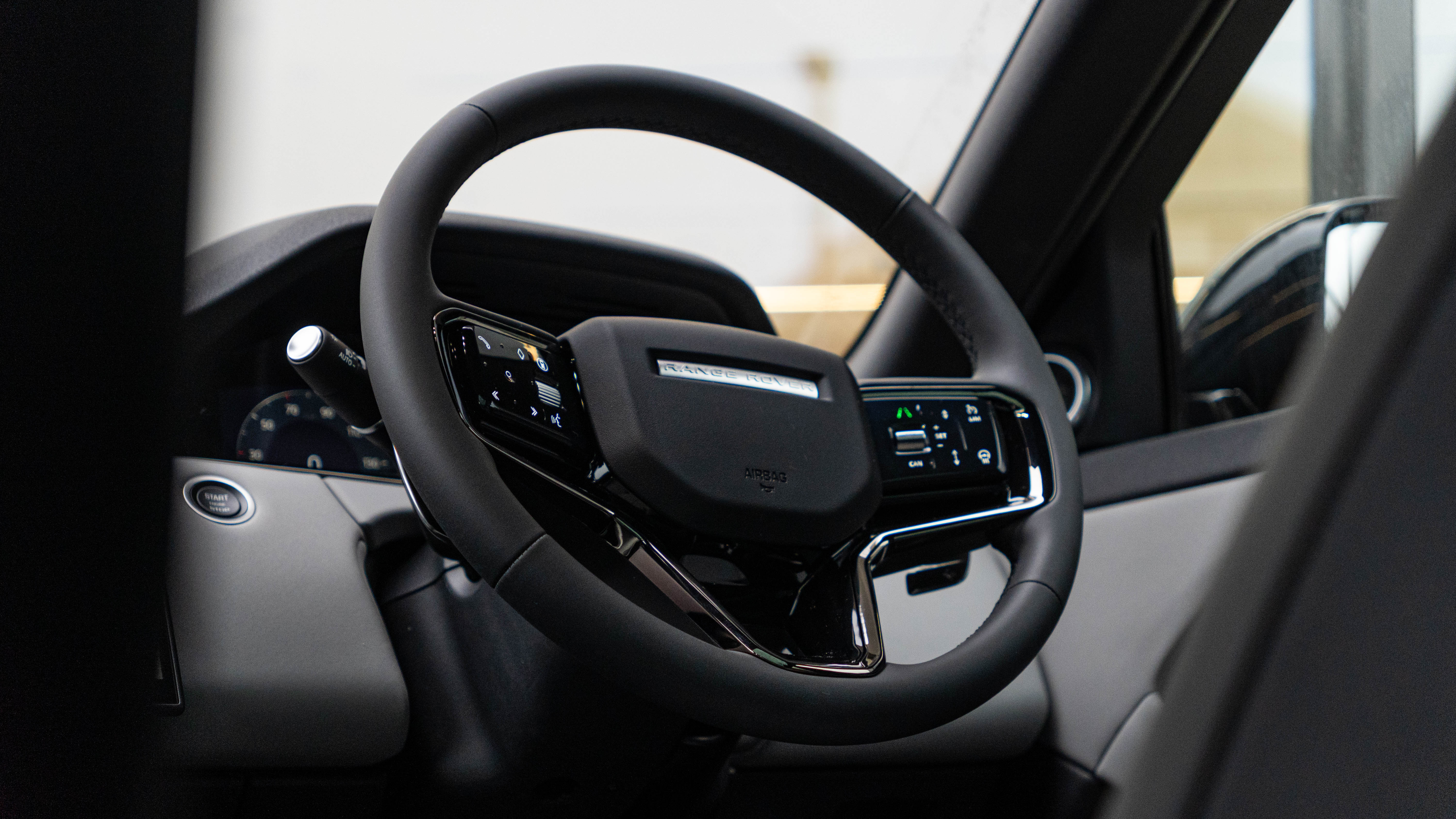 RANGE ROVER EVOQUE 2.0 D200 DYNAMIC SE 5DR AUTO HATCHBACK