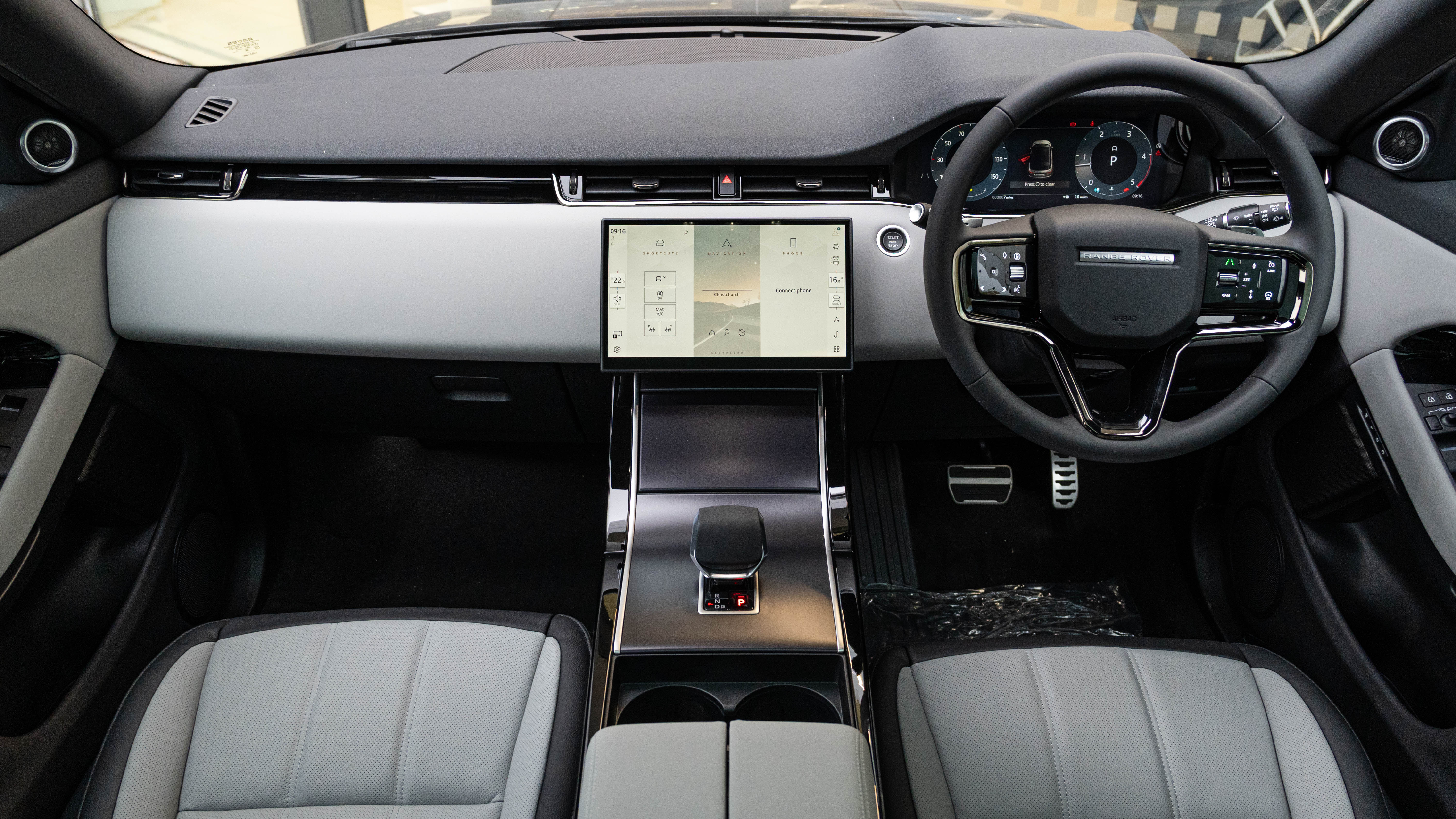RANGE ROVER EVOQUE 2.0 D200 DYNAMIC SE 5DR AUTO HATCHBACK
