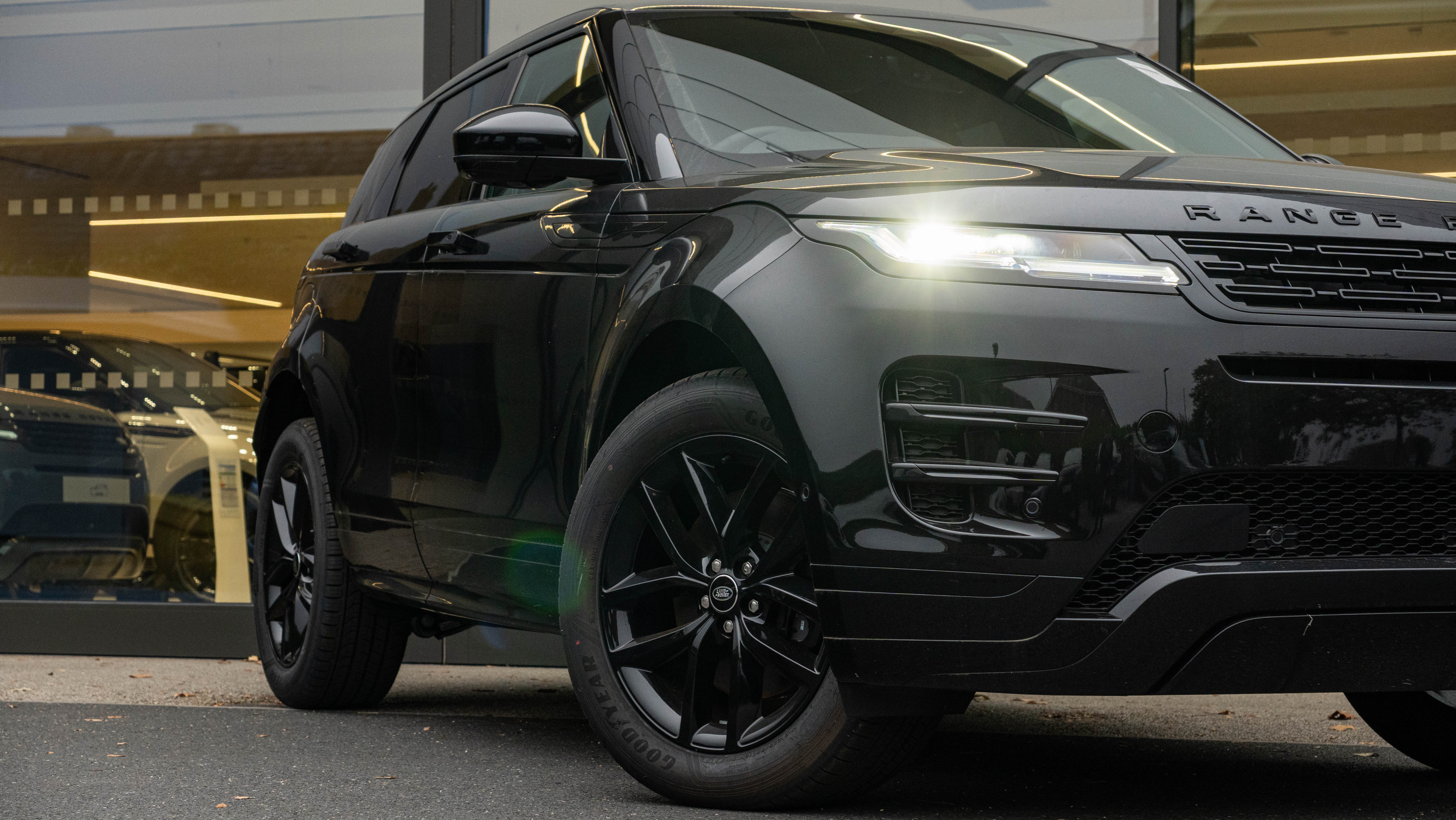 RANGE ROVER EVOQUE 2.0 D200 DYNAMIC SE 5DR AUTO HATCHBACK