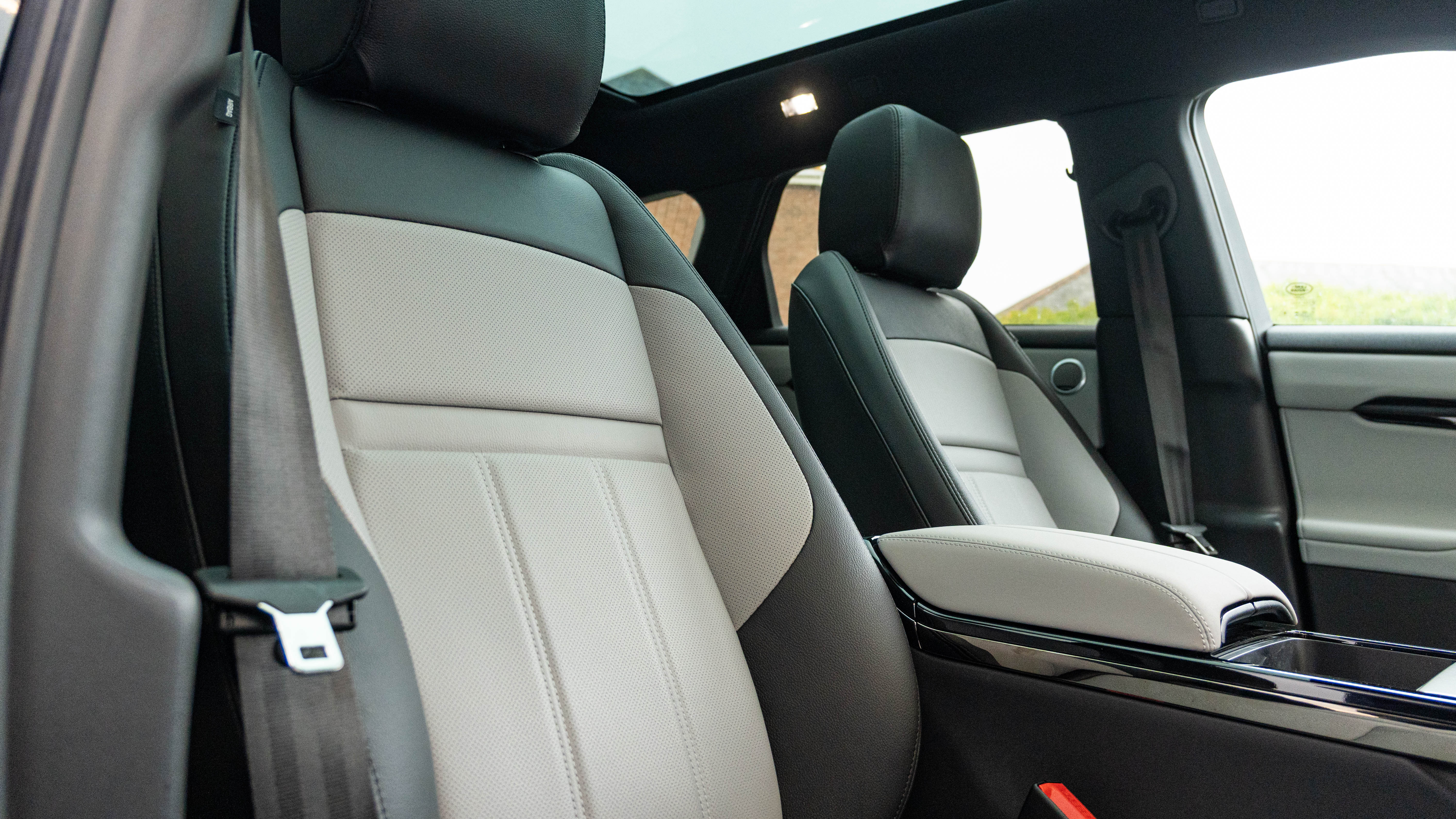 RANGE ROVER EVOQUE 2.0 D200 DYNAMIC SE 5DR AUTO HATCHBACK
