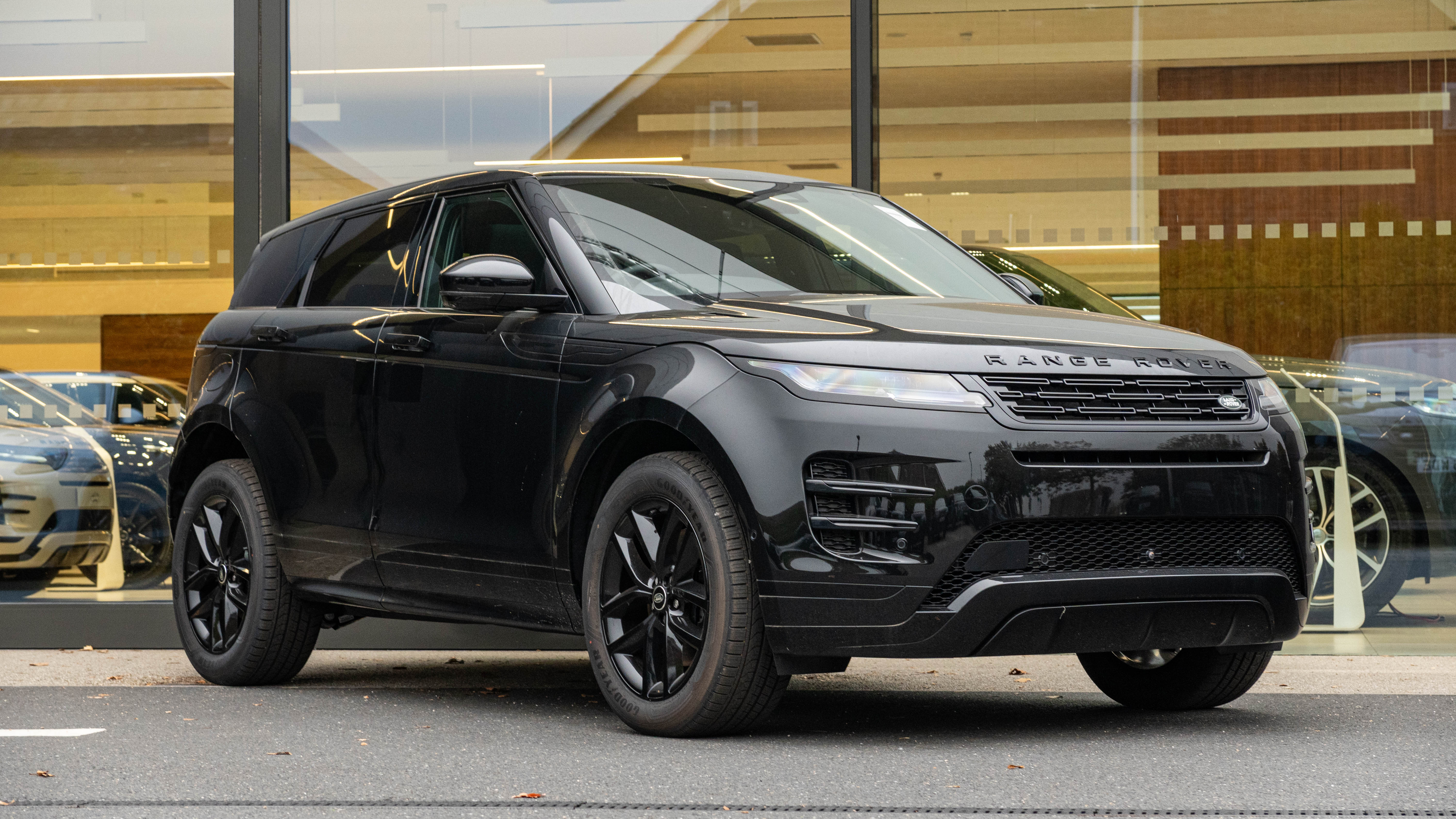 RANGE ROVER EVOQUE 2.0 D200 DYNAMIC SE 5DR AUTO HATCHBACK