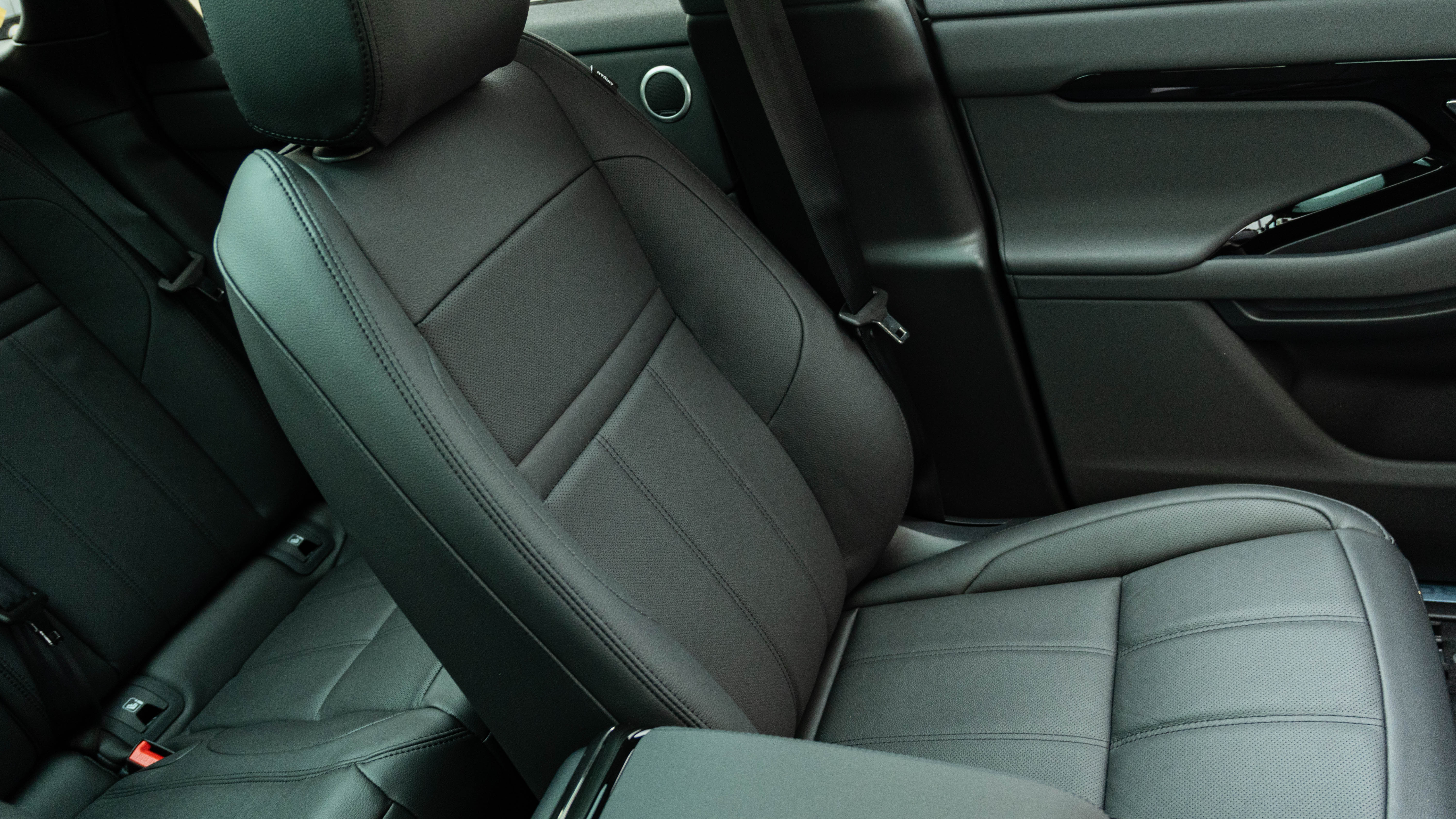 RANGE ROVER EVOQUE 2.0 D200 DYNAMIC SE 5DR AUTO HATCHBACK