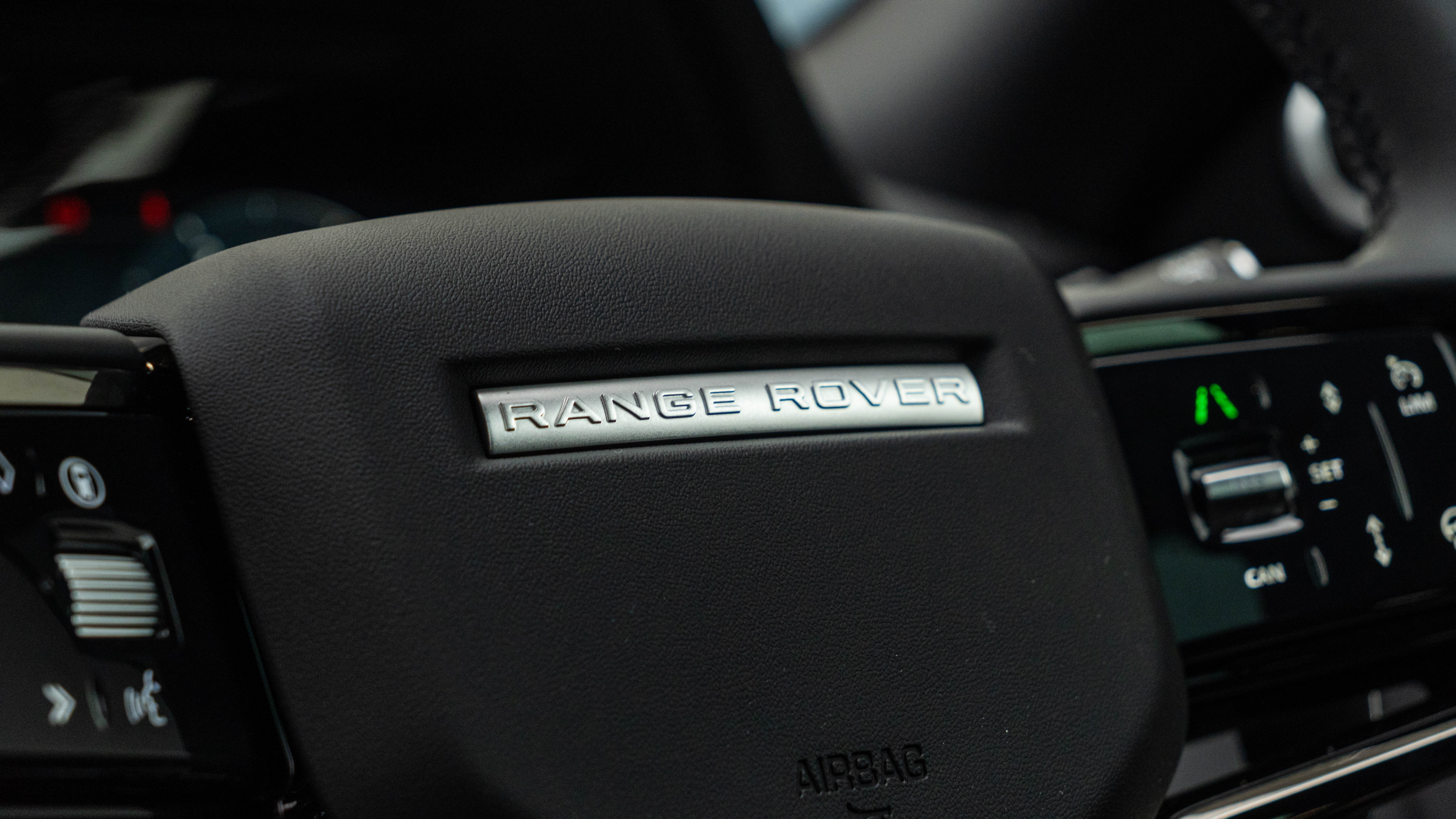 RANGE ROVER EVOQUE 2.0 D200 DYNAMIC SE 5DR AUTO HATCHBACK