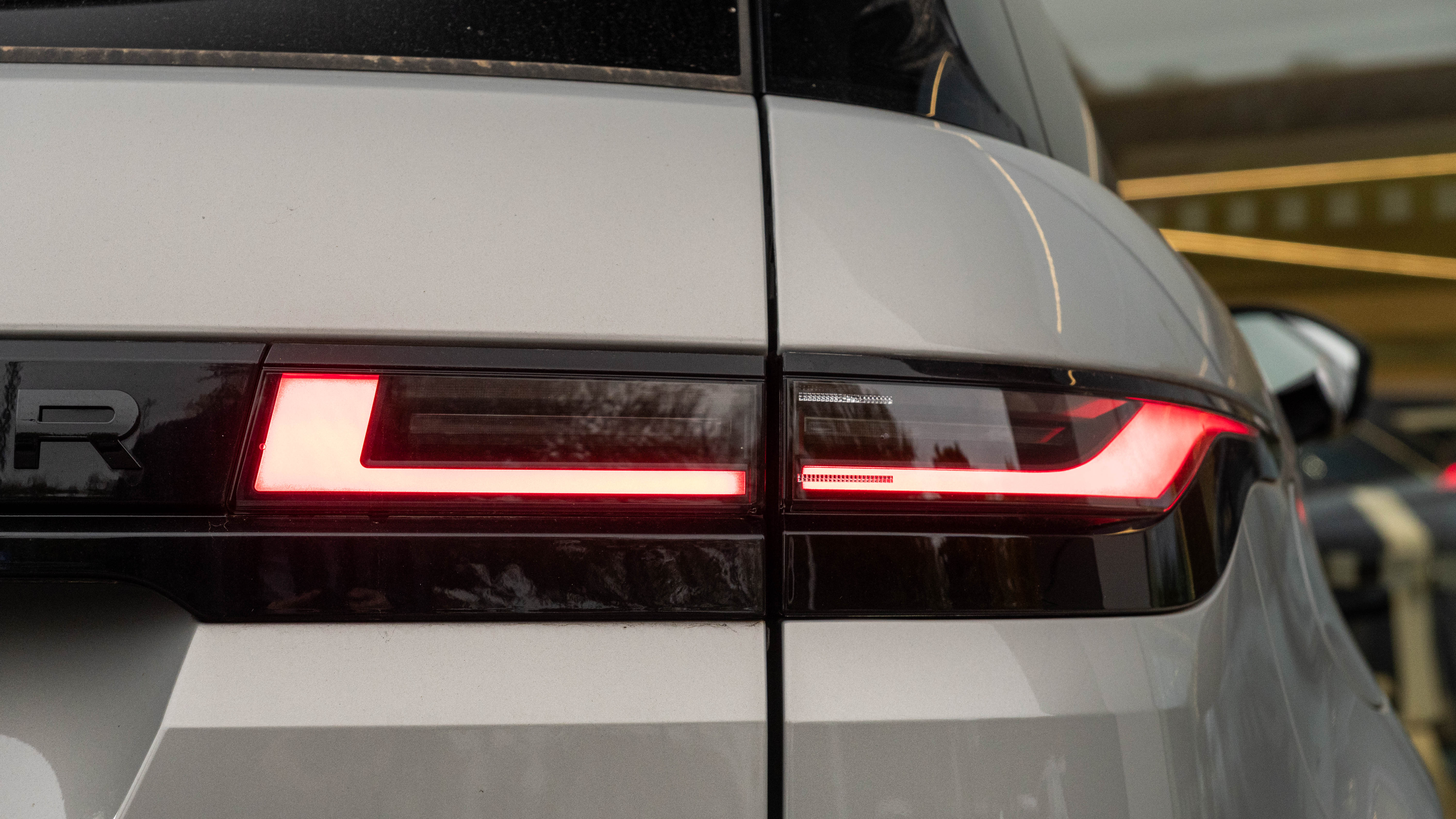 RANGE ROVER EVOQUE 2.0 D200 DYNAMIC SE 5DR AUTO HATCHBACK