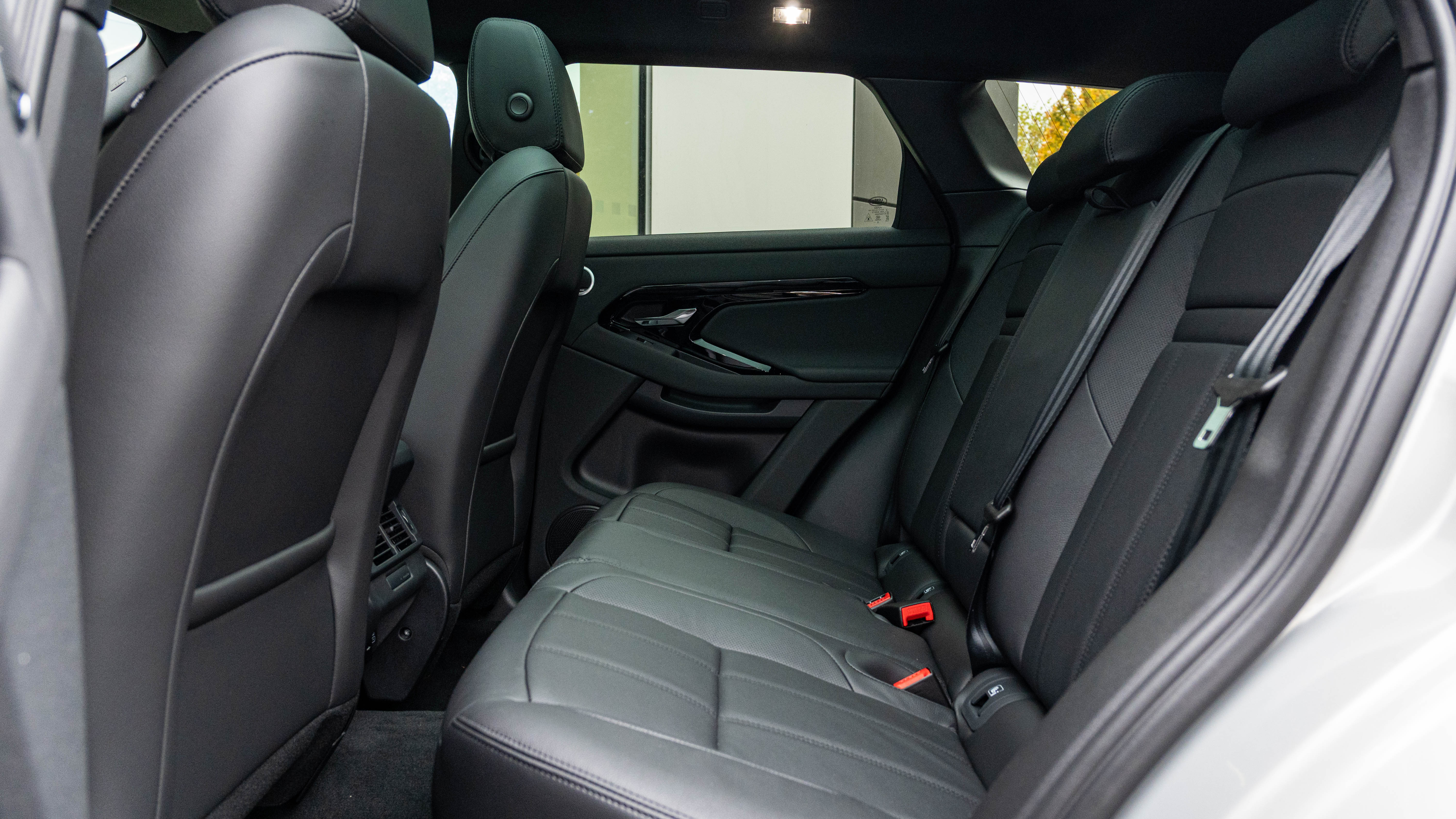 RANGE ROVER EVOQUE 2.0 D200 DYNAMIC SE 5DR AUTO HATCHBACK