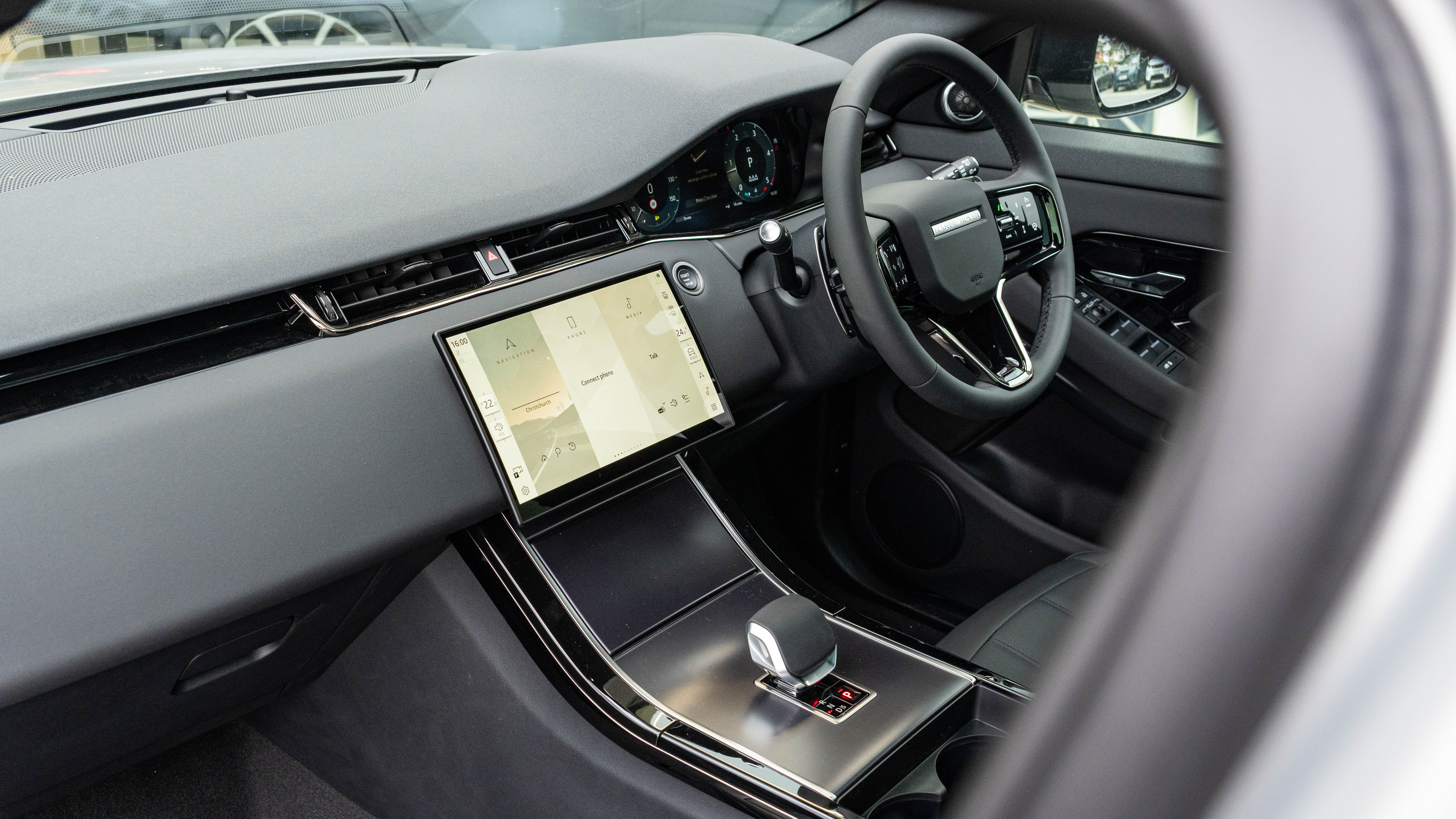 RANGE ROVER EVOQUE 2.0 D200 DYNAMIC SE 5DR AUTO HATCHBACK