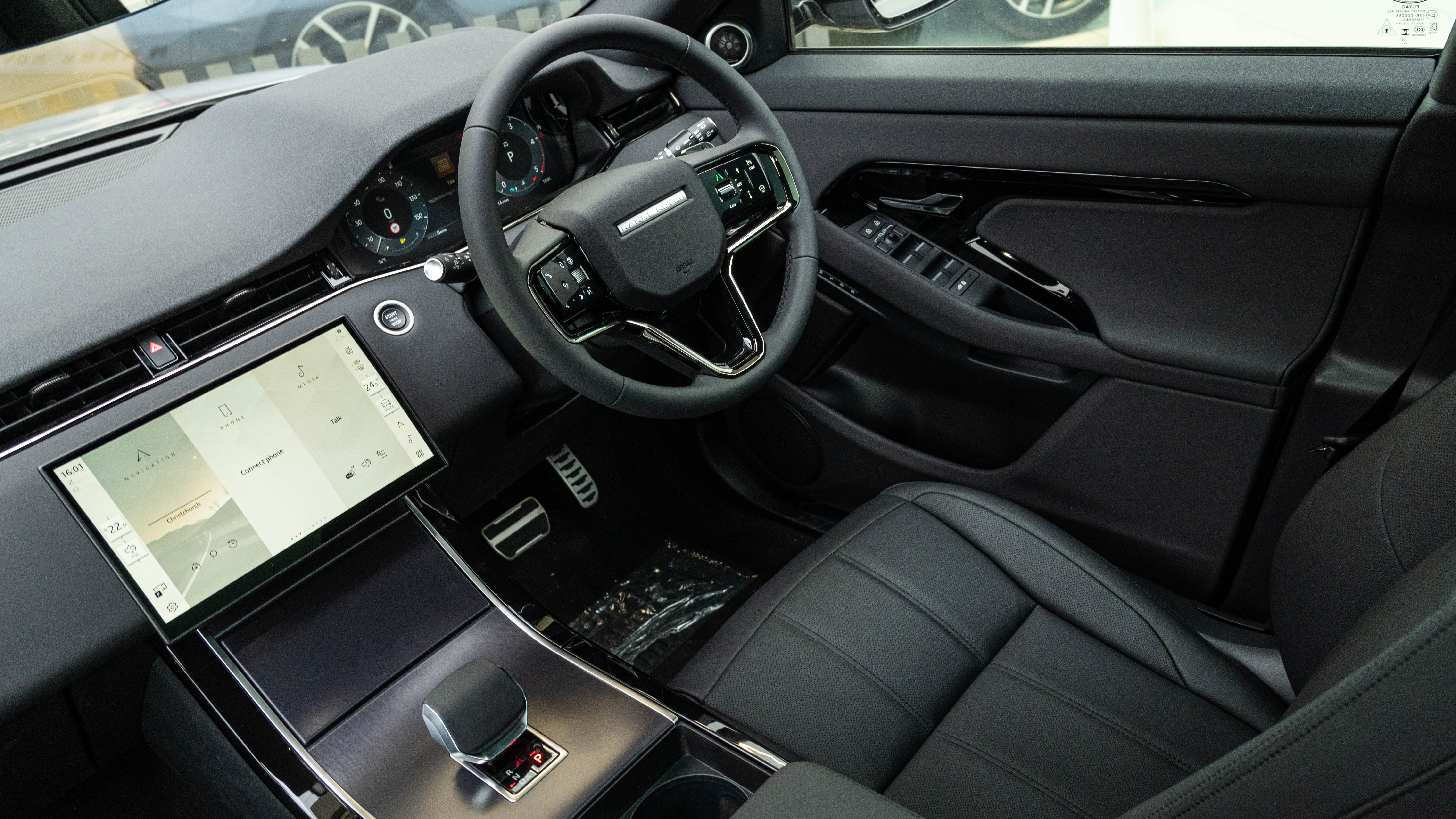 RANGE ROVER EVOQUE 2.0 D200 DYNAMIC SE 5DR AUTO HATCHBACK
