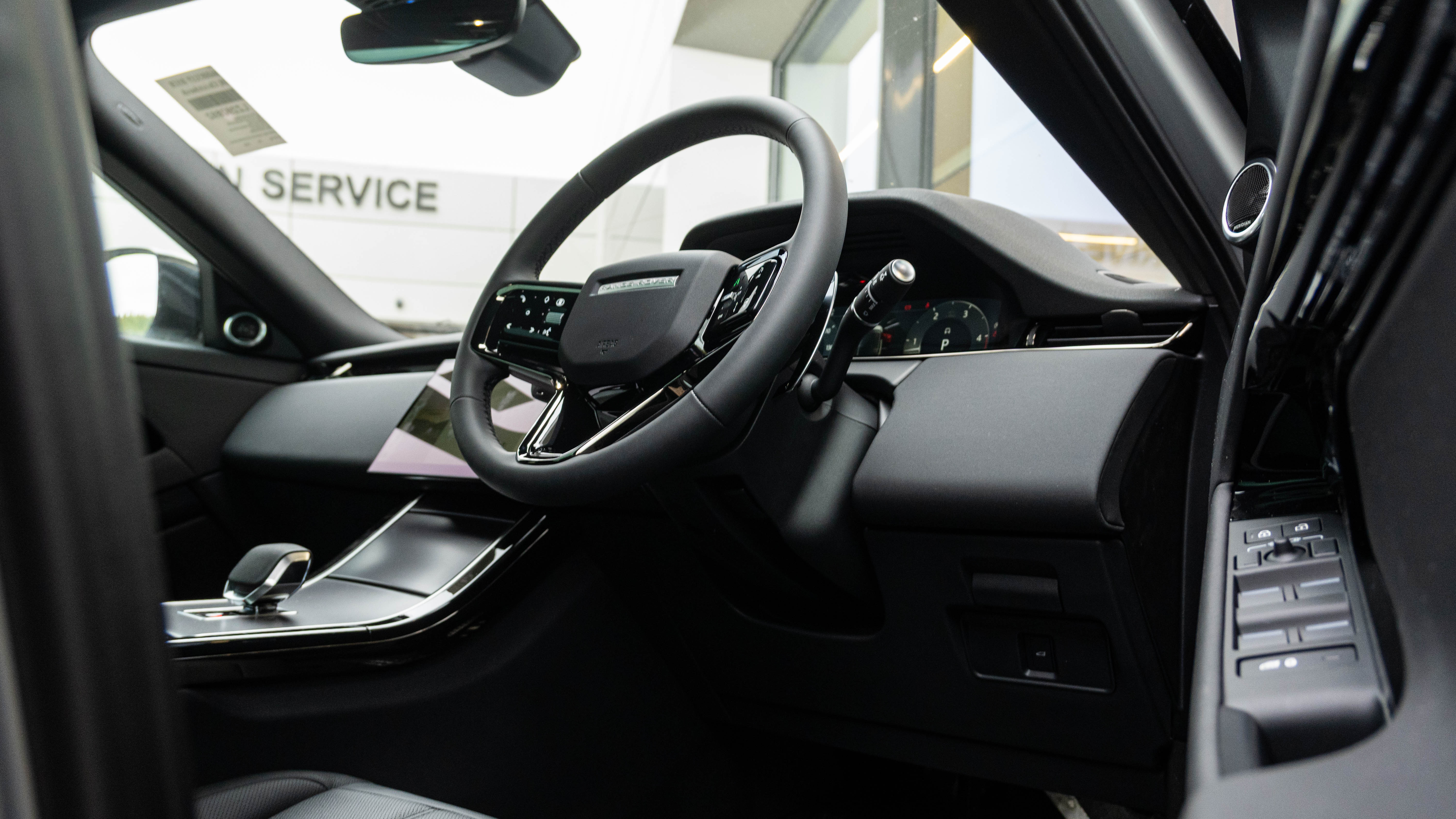 RANGE ROVER EVOQUE 2.0 D200 DYNAMIC SE 5DR AUTO HATCHBACK