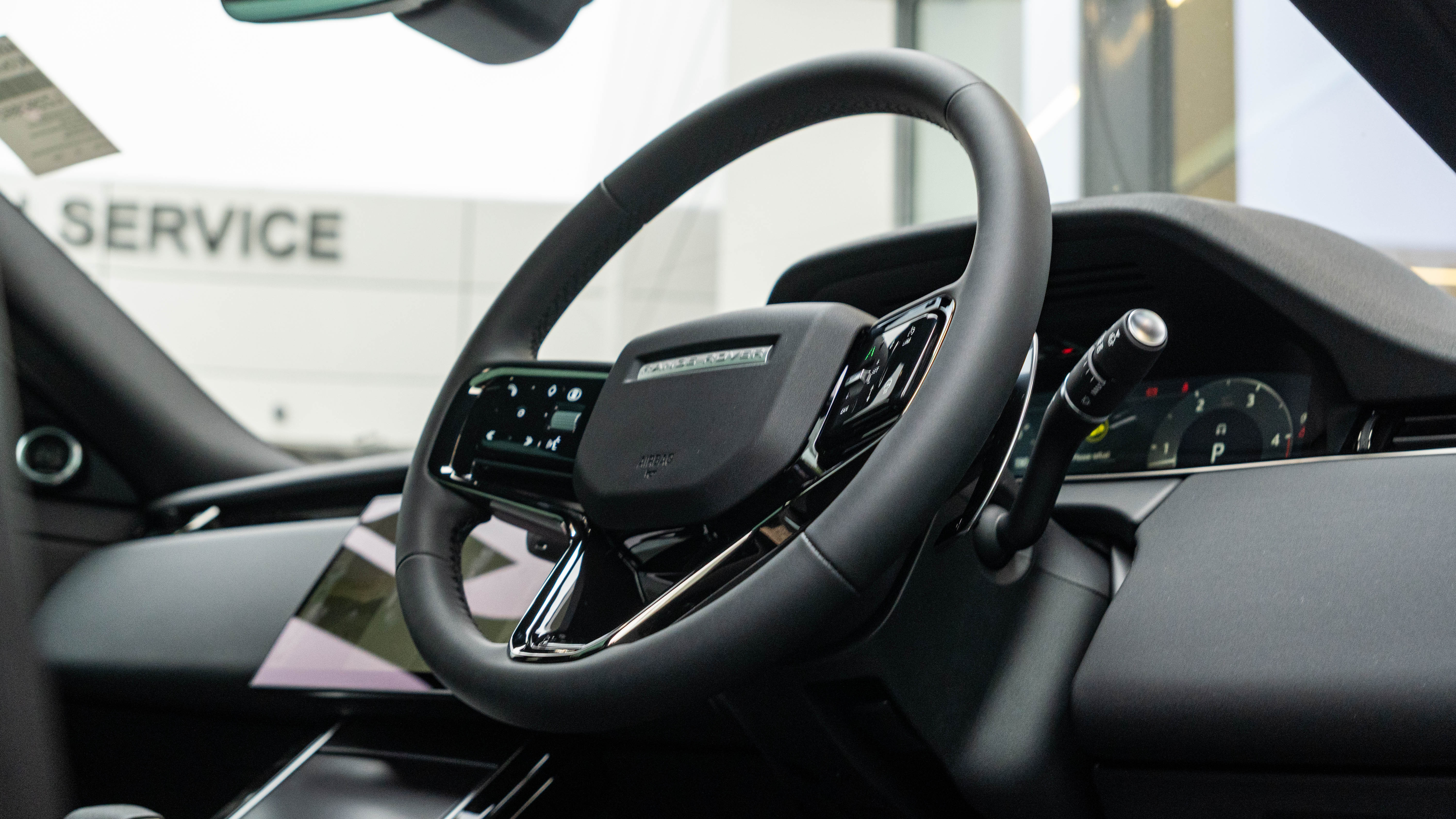 RANGE ROVER EVOQUE 2.0 D200 DYNAMIC SE 5DR AUTO HATCHBACK