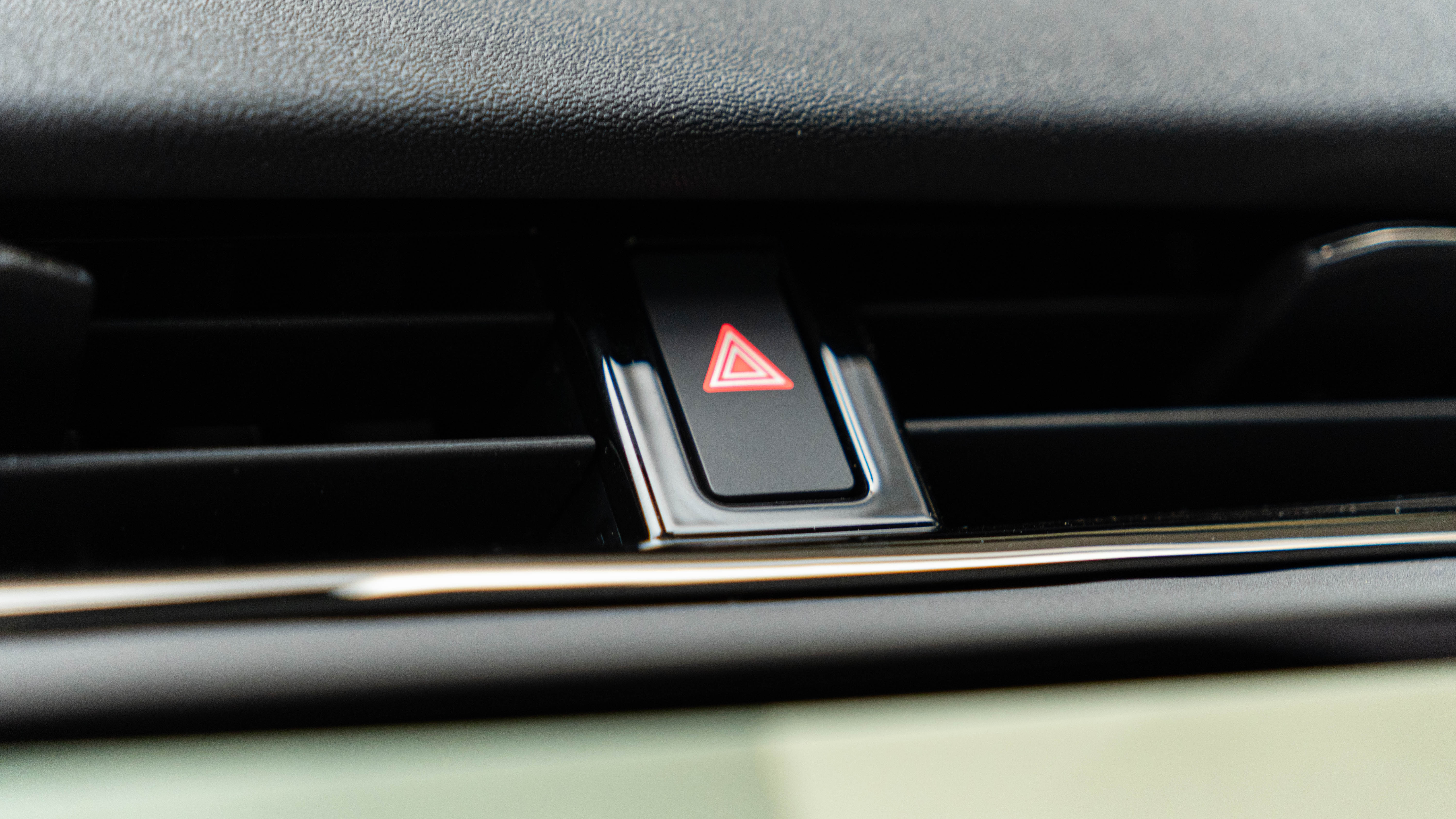 RANGE ROVER EVOQUE 2.0 D200 DYNAMIC SE 5DR AUTO HATCHBACK