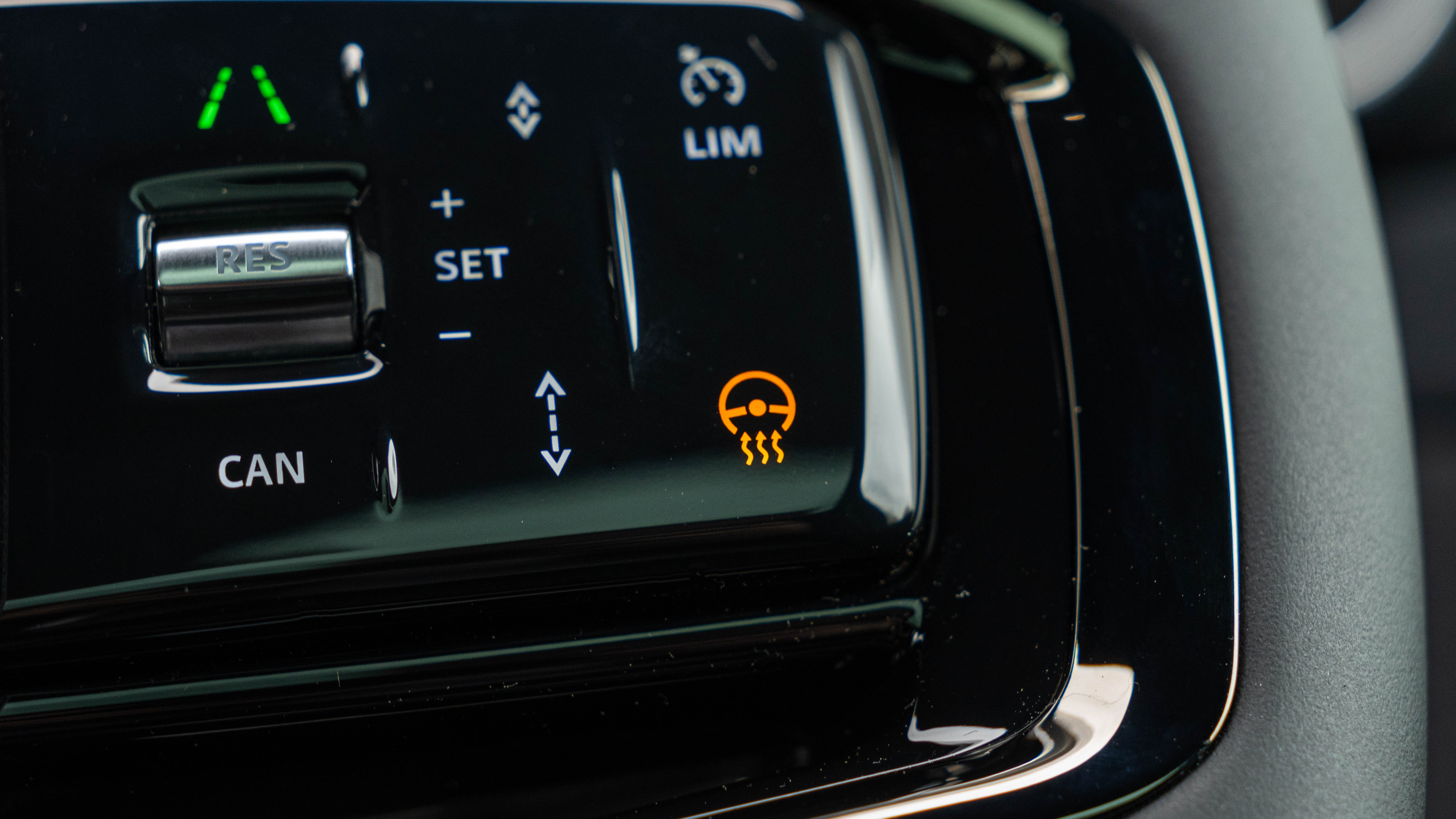 RANGE ROVER EVOQUE 2.0 D200 DYNAMIC SE 5DR AUTO HATCHBACK