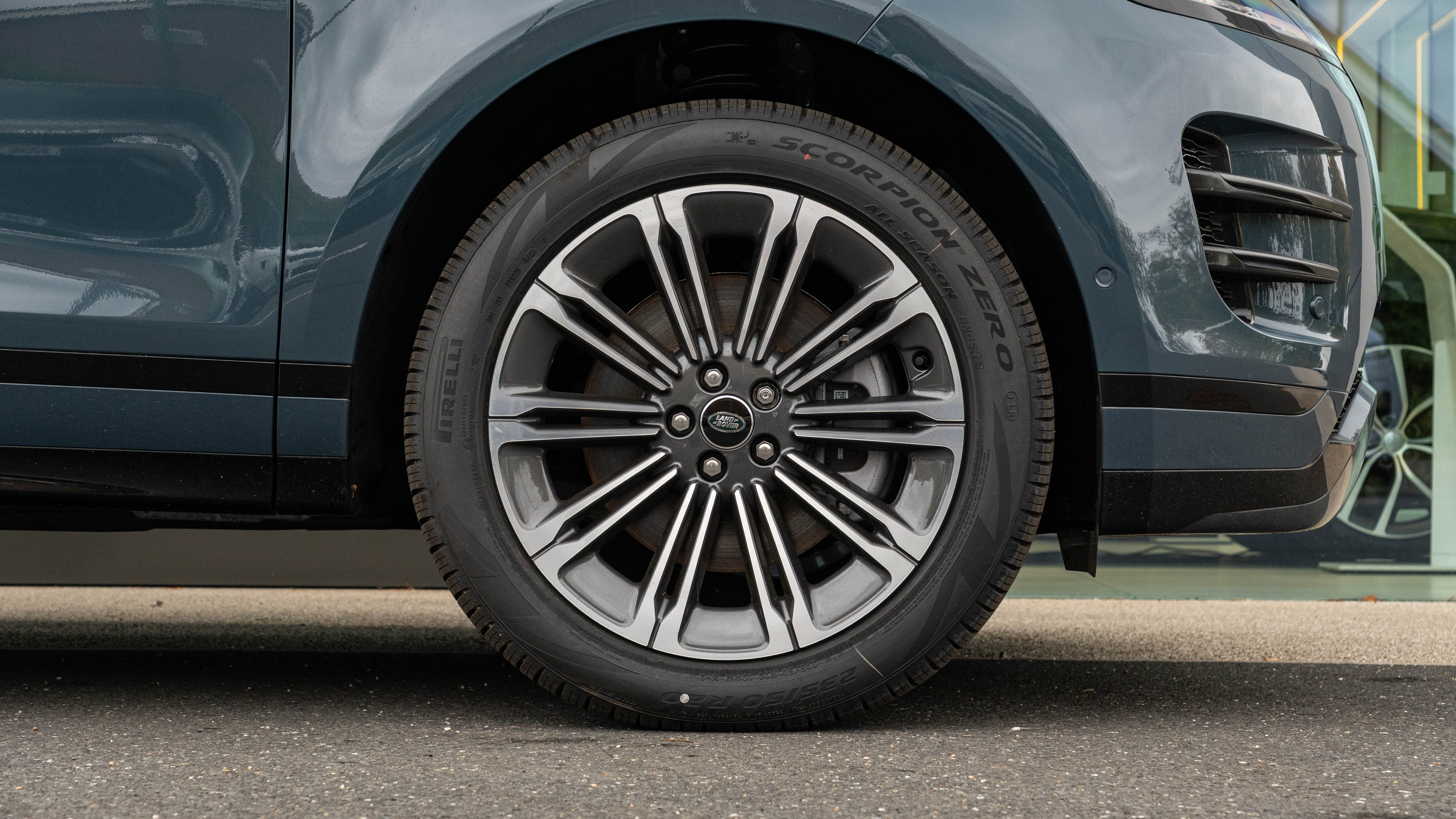 RANGE ROVER EVOQUE 2.0 D200 DYNAMIC SE 5DR AUTO HATCHBACK