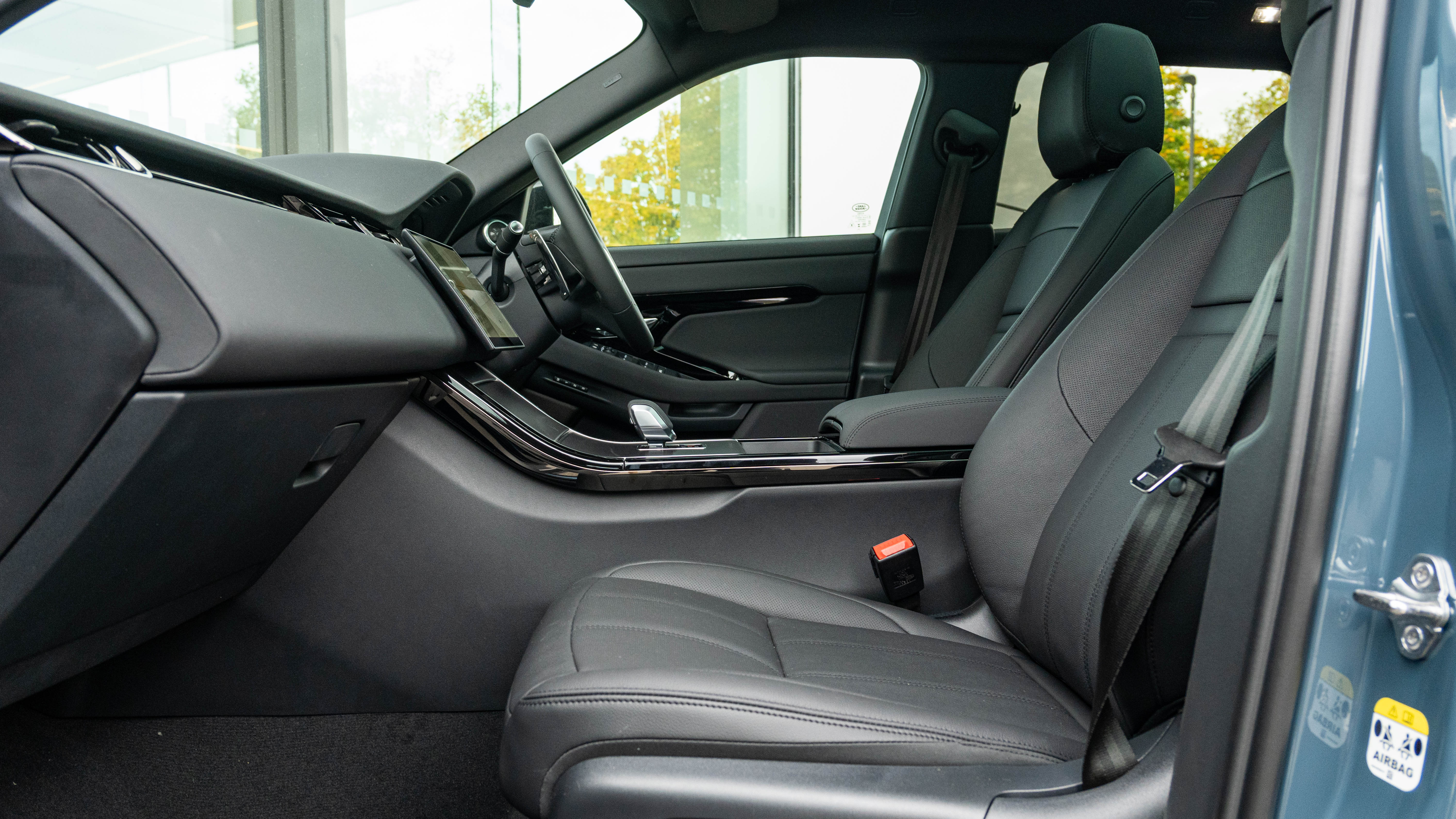 RANGE ROVER EVOQUE 2.0 D200 DYNAMIC SE 5DR AUTO HATCHBACK