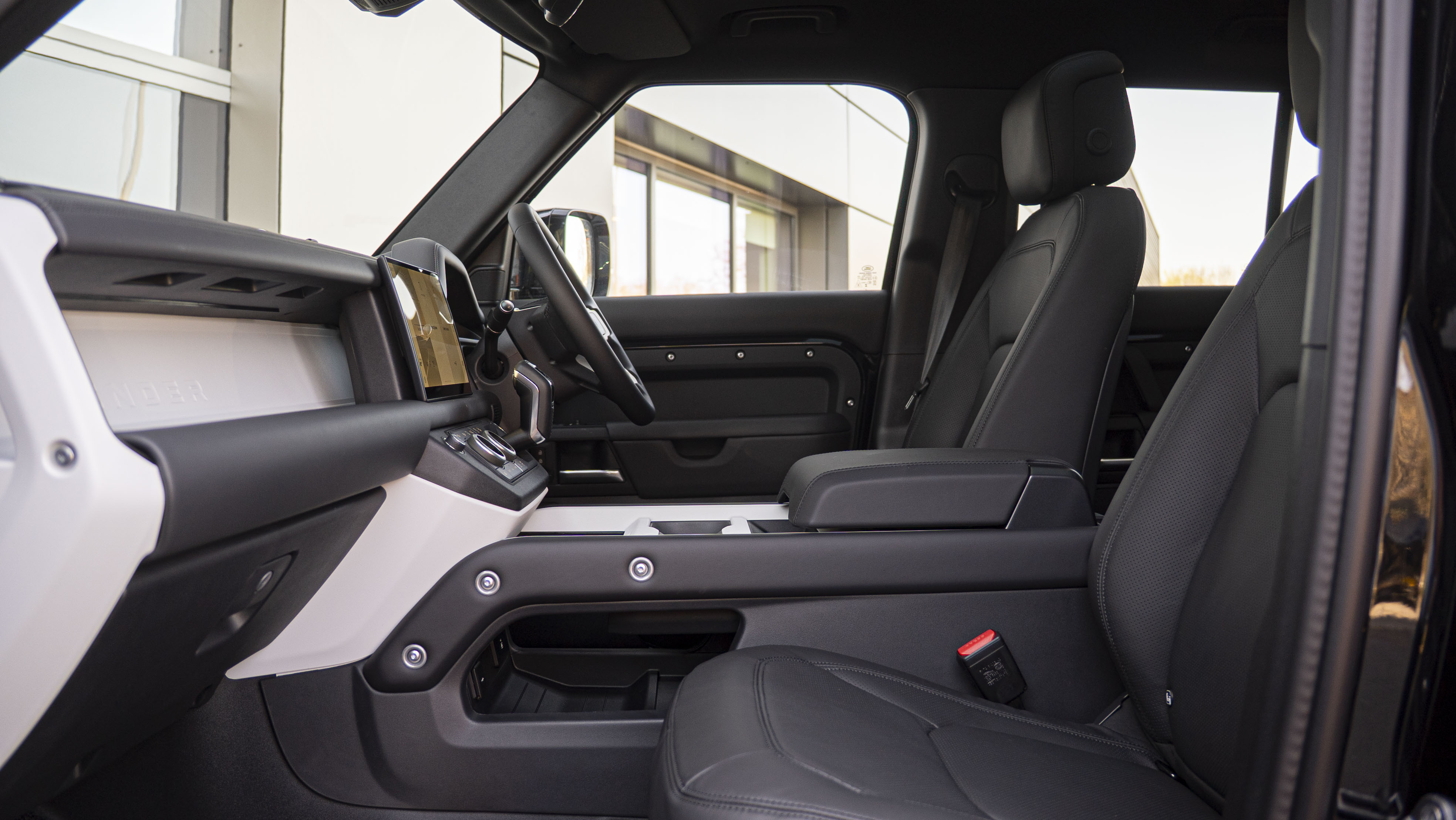 DEFENDER 3.0 D350 X-DYNAMIC HSE 130 5DR AUTO ESTATE