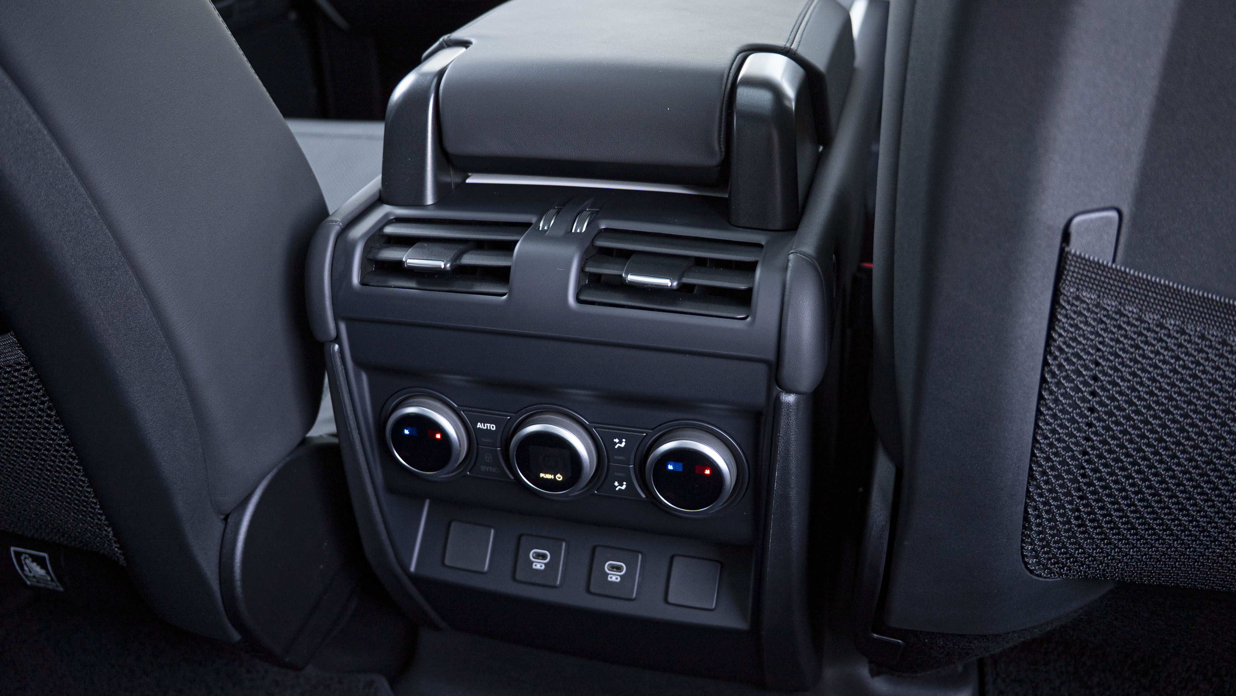 DEFENDER 3.0 D350 X-DYNAMIC HSE 130 5DR AUTO ESTATE