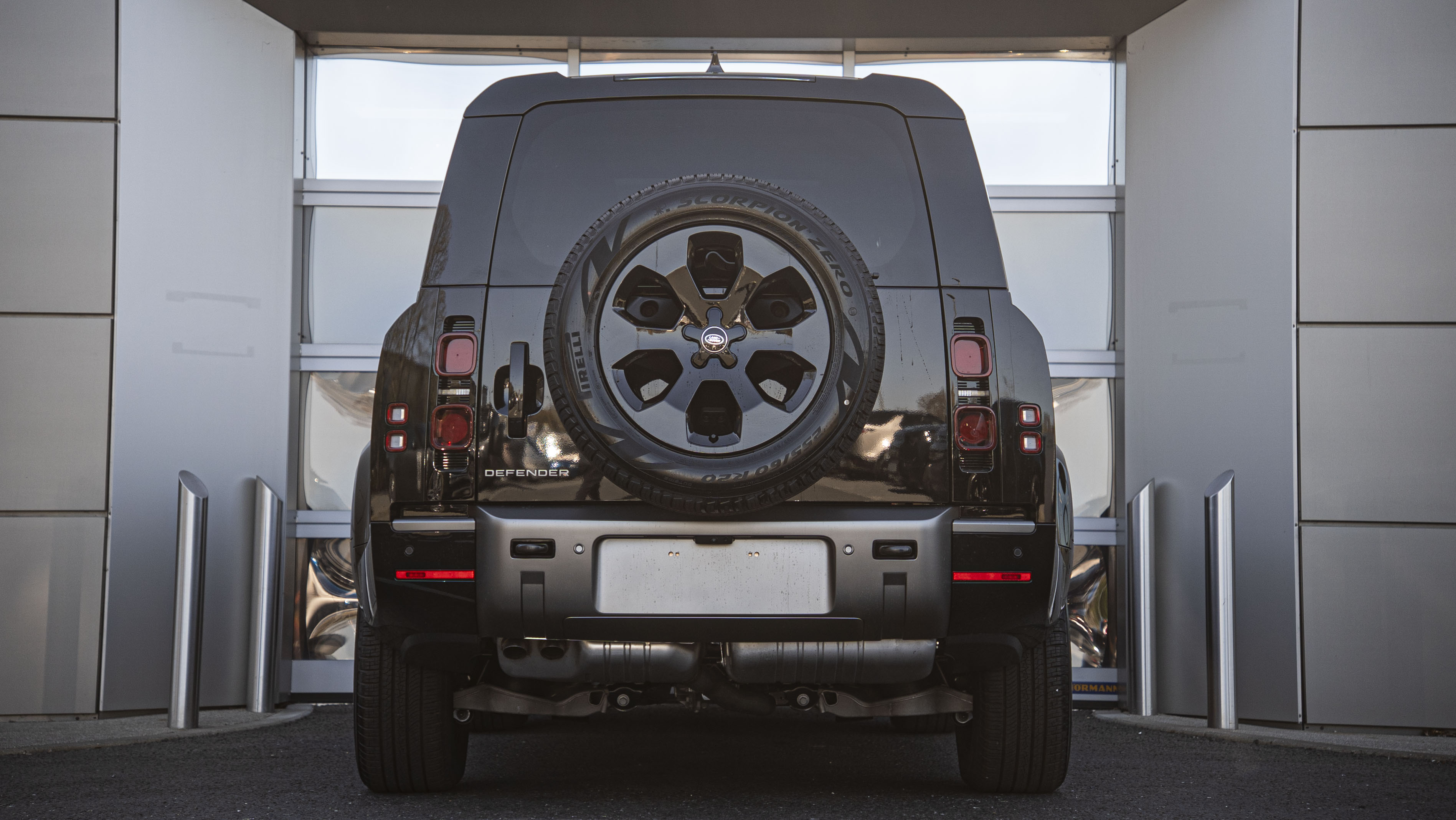DEFENDER 3.0 D350 X-DYNAMIC HSE 130 5DR AUTO ESTATE
