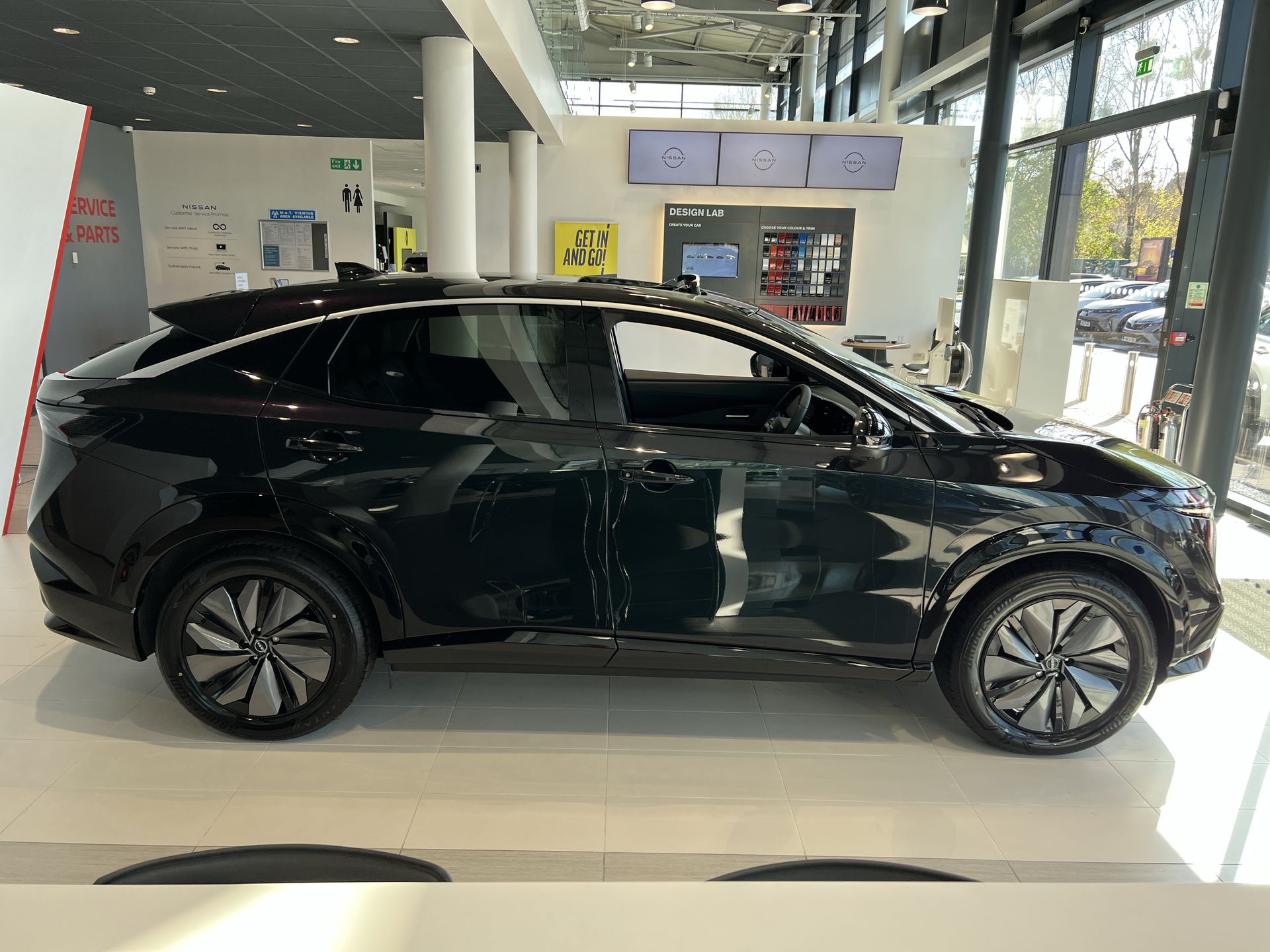 ARIYA 178KW ADVANCE 87KWH 22KWCH 5DR AUTO [SKY PACK] HATCHBACK