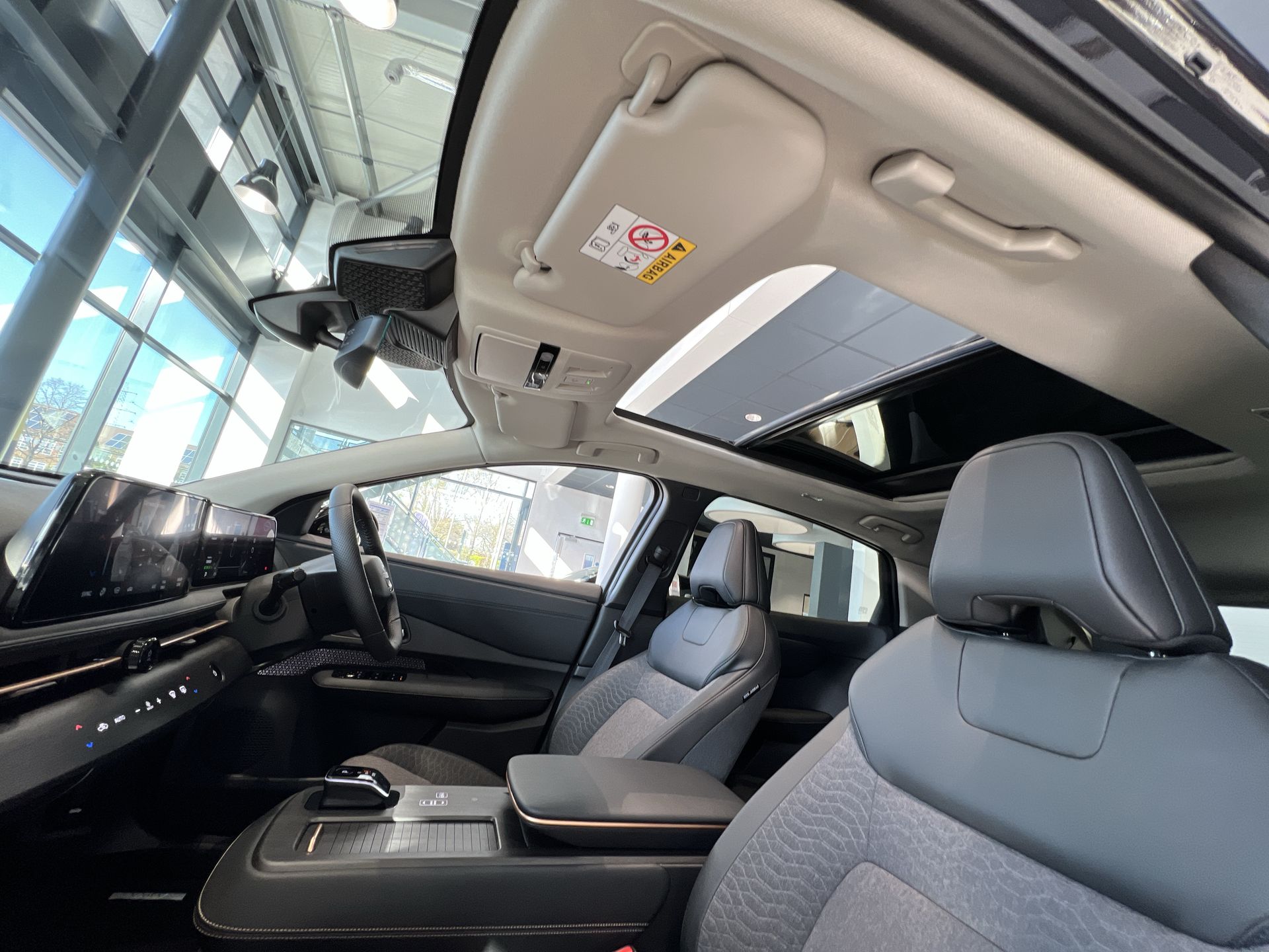 ARIYA 178KW ADVANCE 87KWH 22KWCH 5DR AUTO [SKY PACK] HATCHBACK