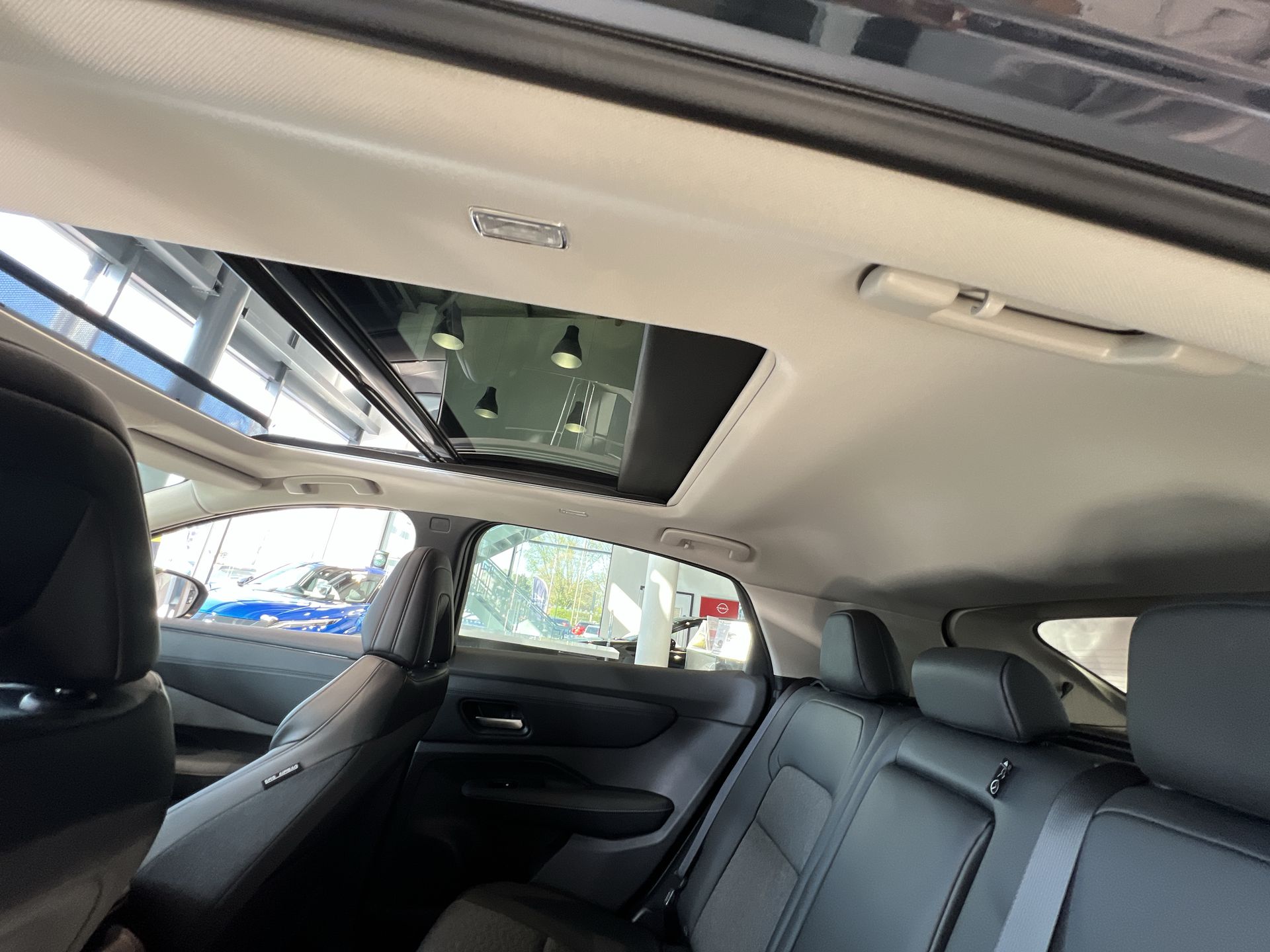 ARIYA 178KW ADVANCE 87KWH 22KWCH 5DR AUTO [SKY PACK] HATCHBACK