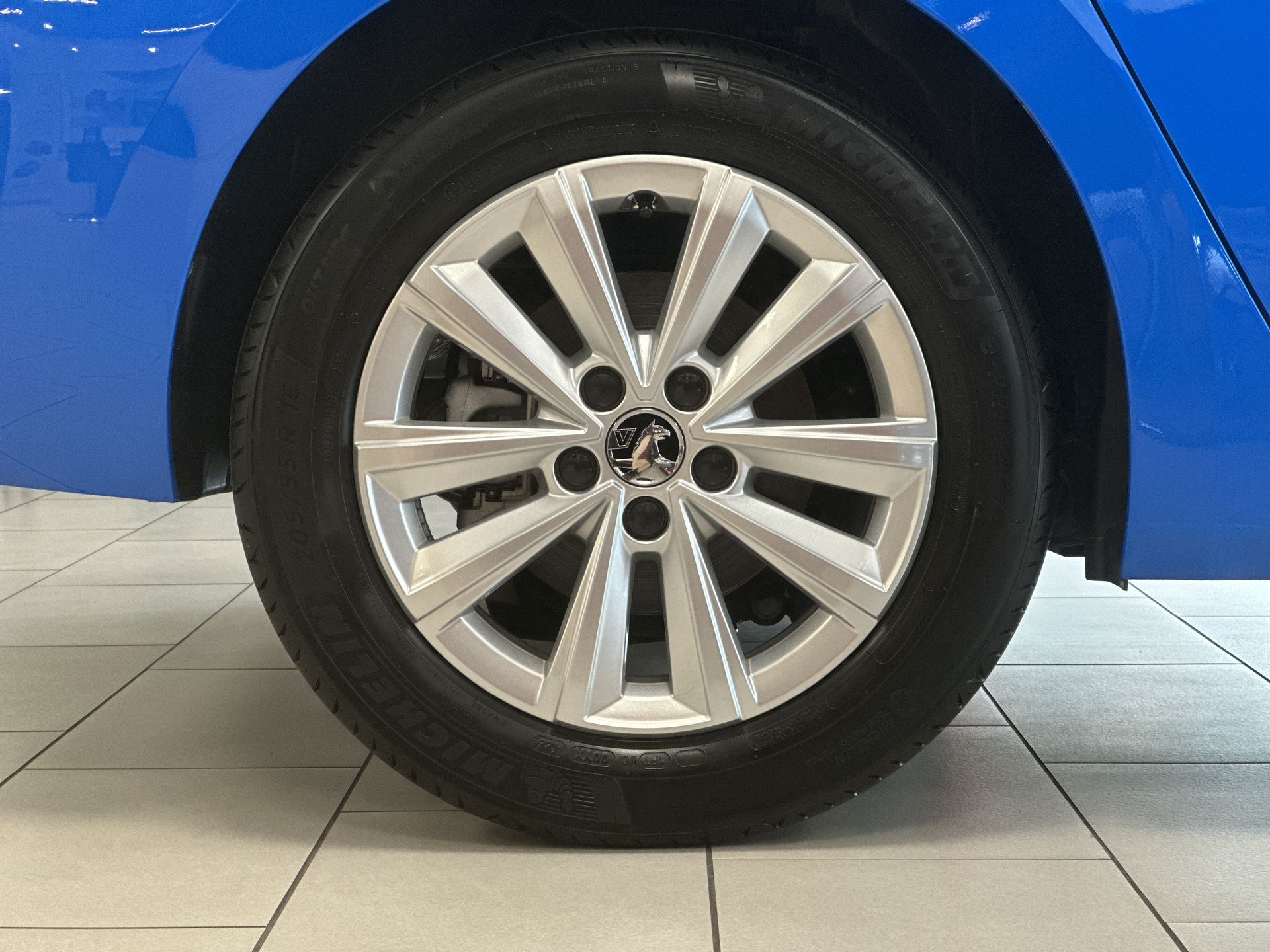 ASTRA 1.2 TURBO 130 DESIGN 5DR AUTO HATCHBACK