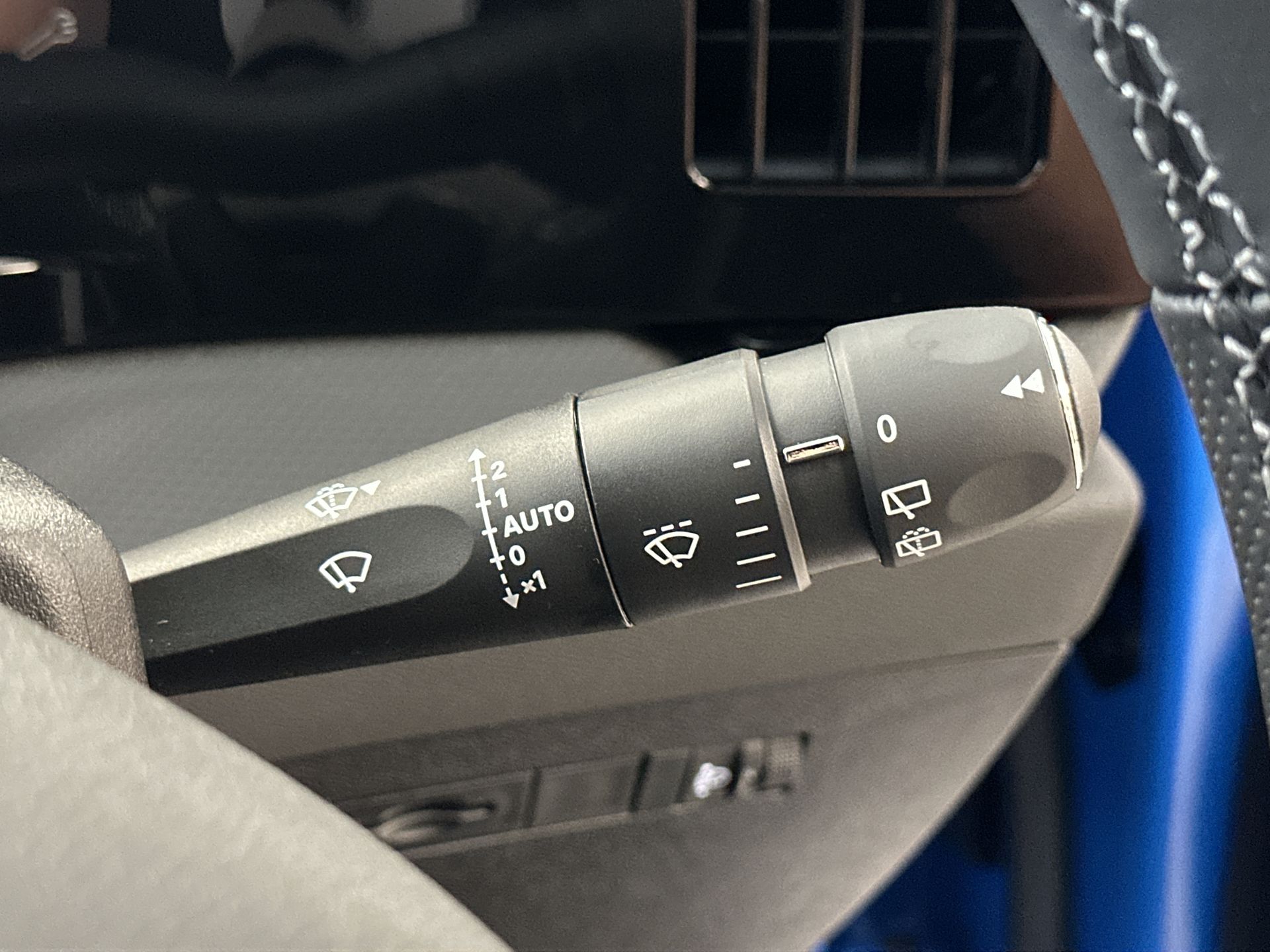 ASTRA 1.2 TURBO 130 DESIGN 5DR AUTO HATCHBACK
