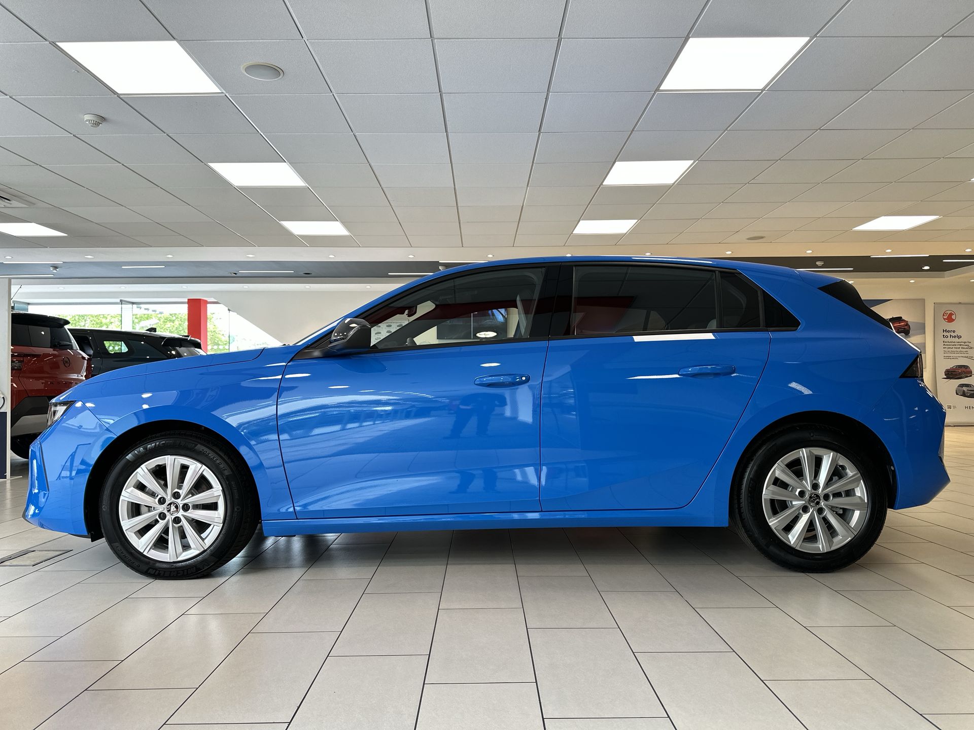 ASTRA 1.2 TURBO 130 DESIGN 5DR AUTO HATCHBACK